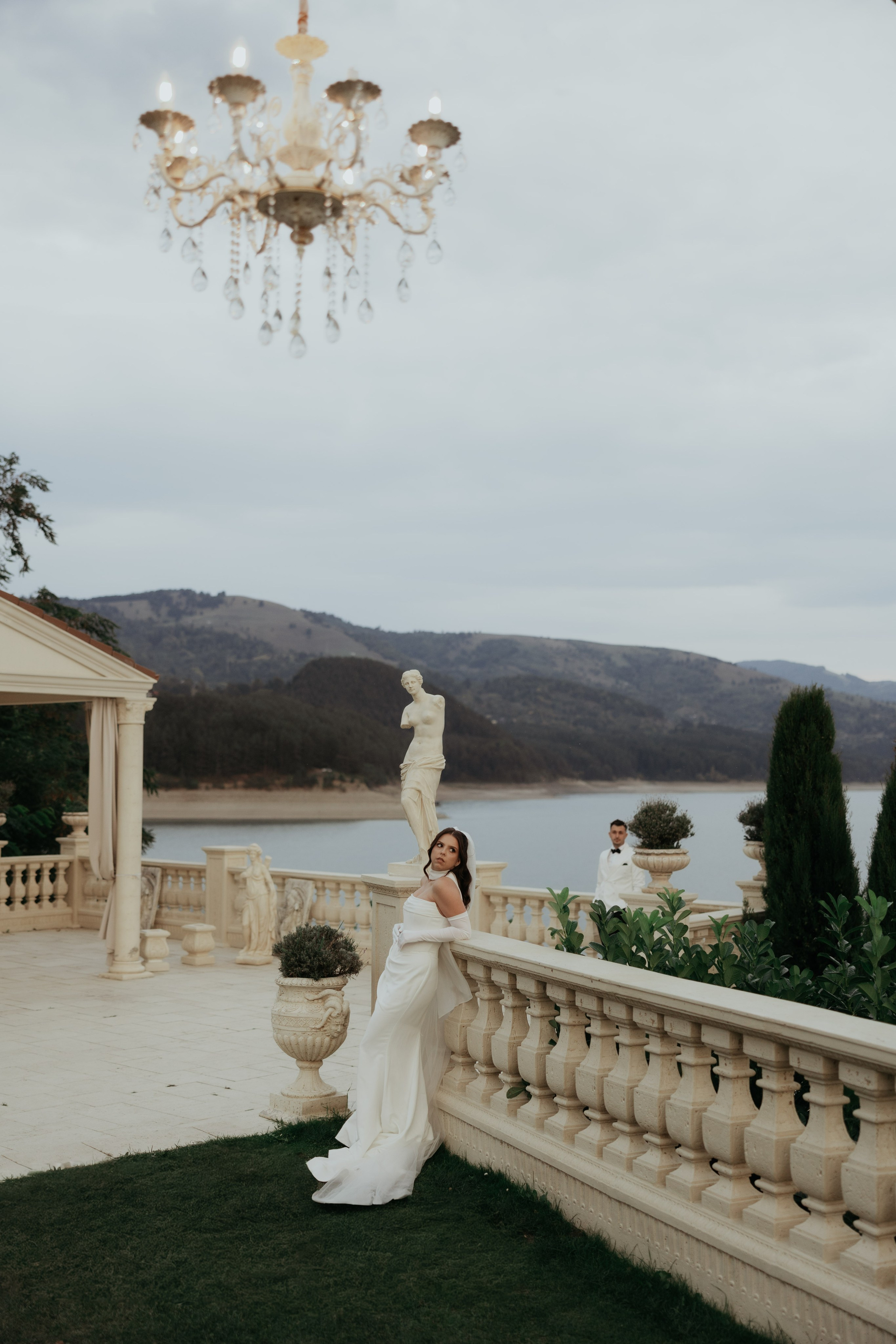 Alex&Denisa after wedding. Wedding Photographer Rares Patriche | Romania