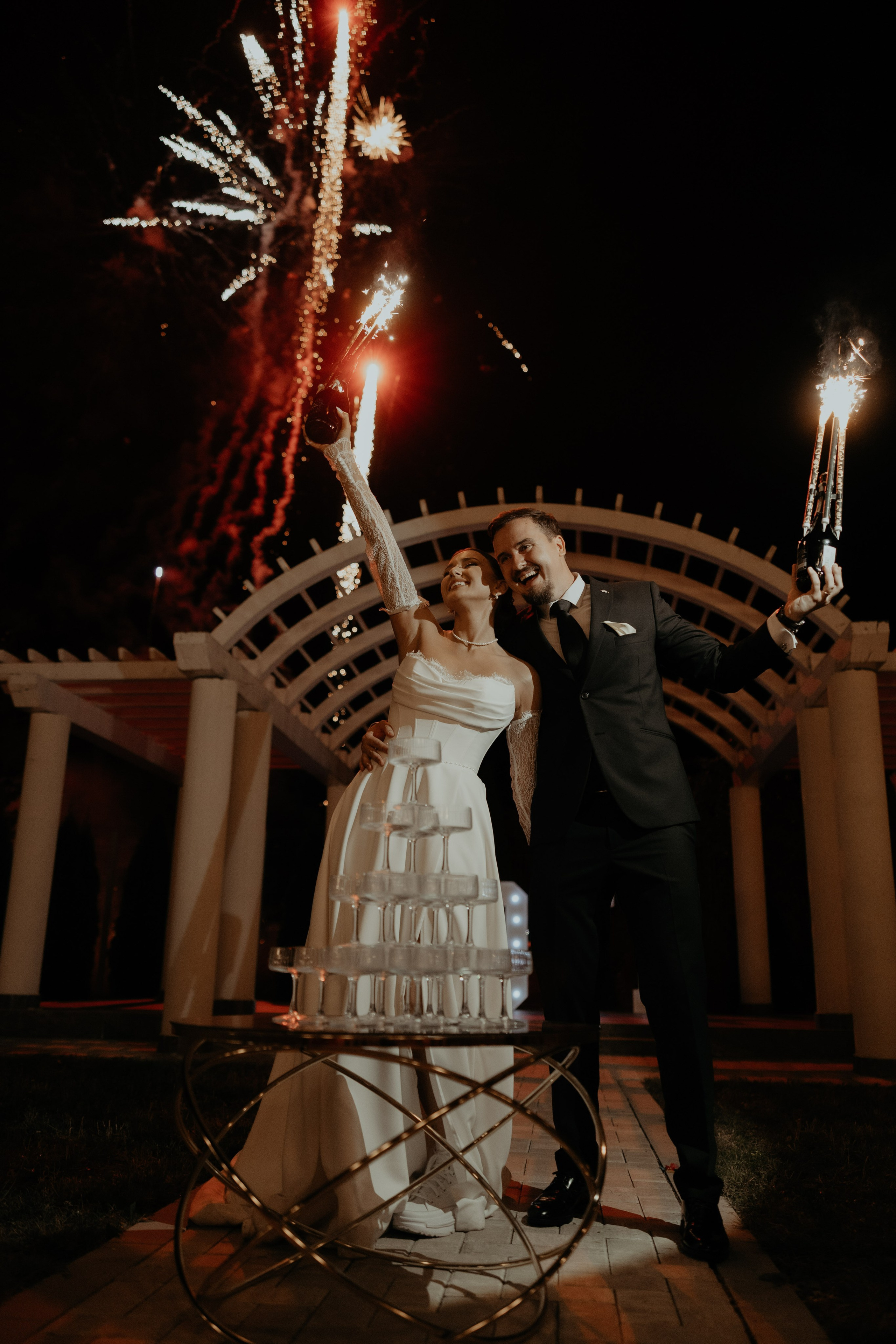 Iustin&Ariana. Wedding Photographer Rares Patriche | Romania