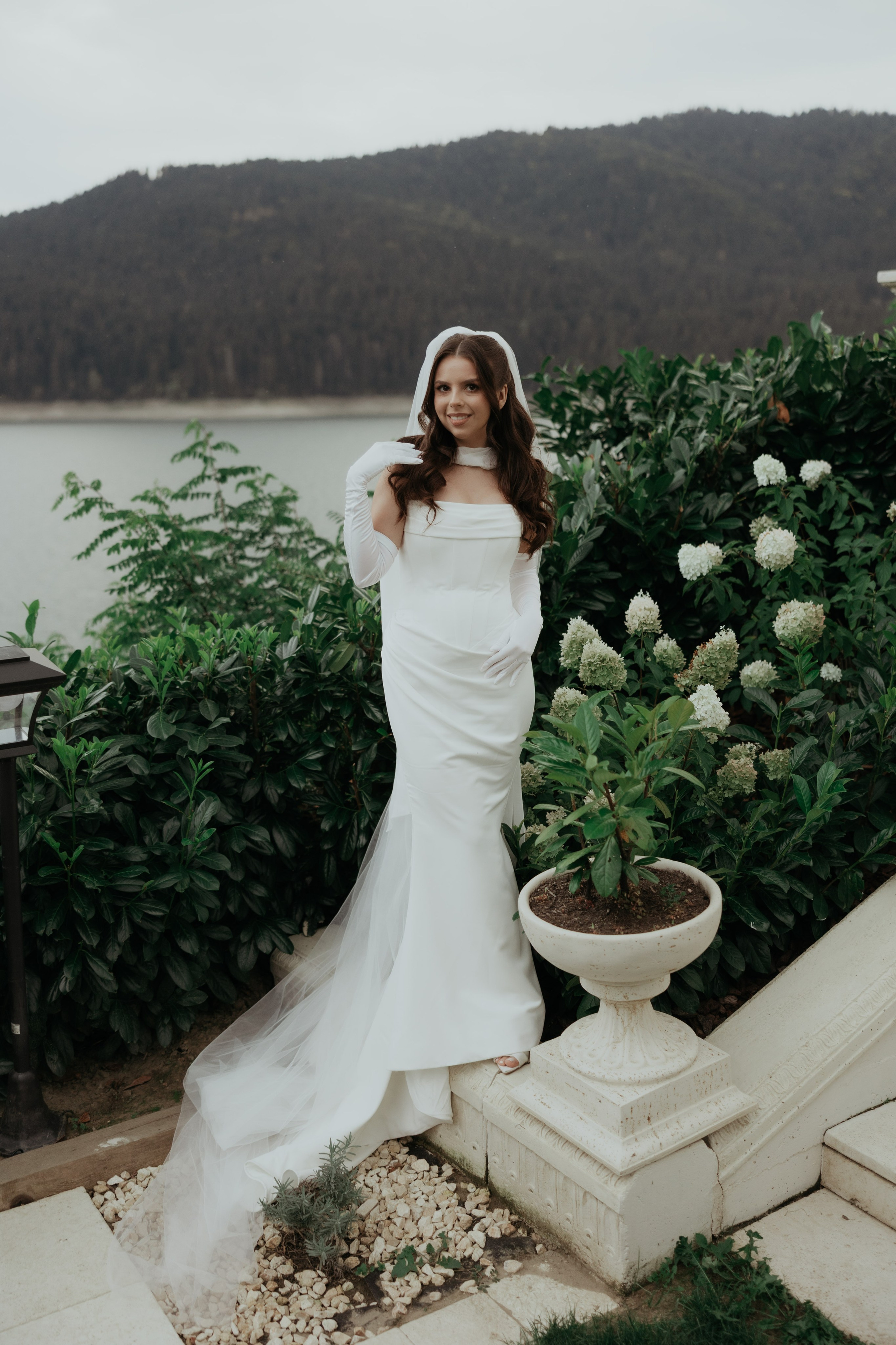 Alex&Denisa after wedding. Wedding Photographer Rares Patriche | Romania