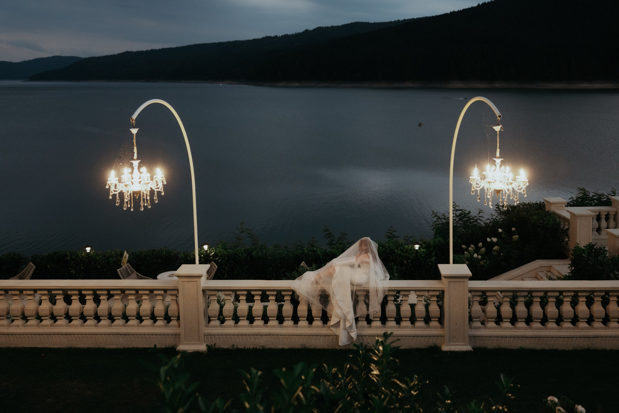 Alex&Denisa after wedding. Wedding Photographer Rares Patriche | Romania