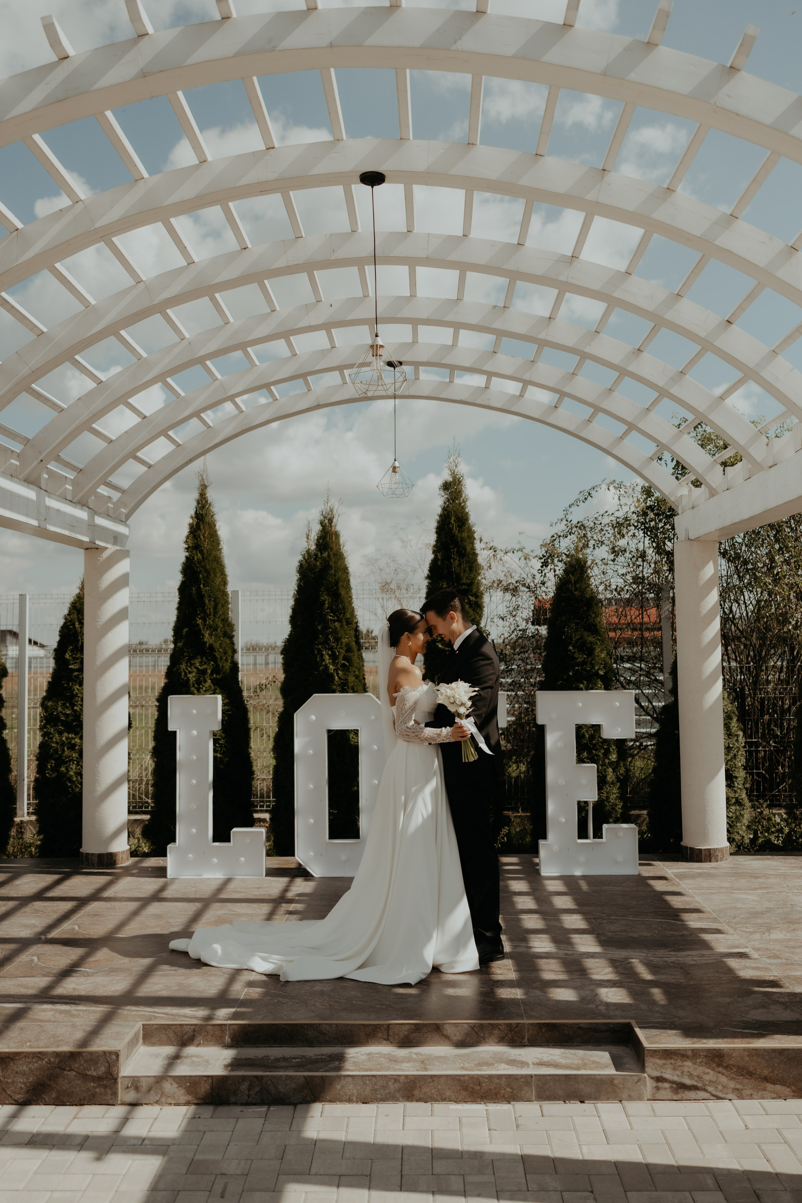 Iustin&Ariana. Wedding Photographer Rares Patriche | Romania