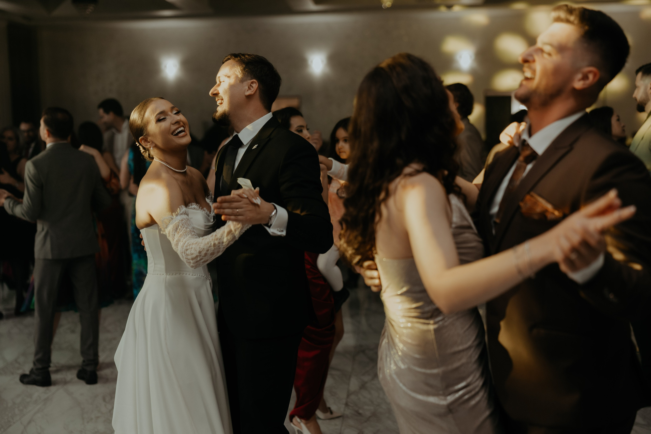 Iustin&Ariana. Wedding Photographer Rares Patriche | Romania