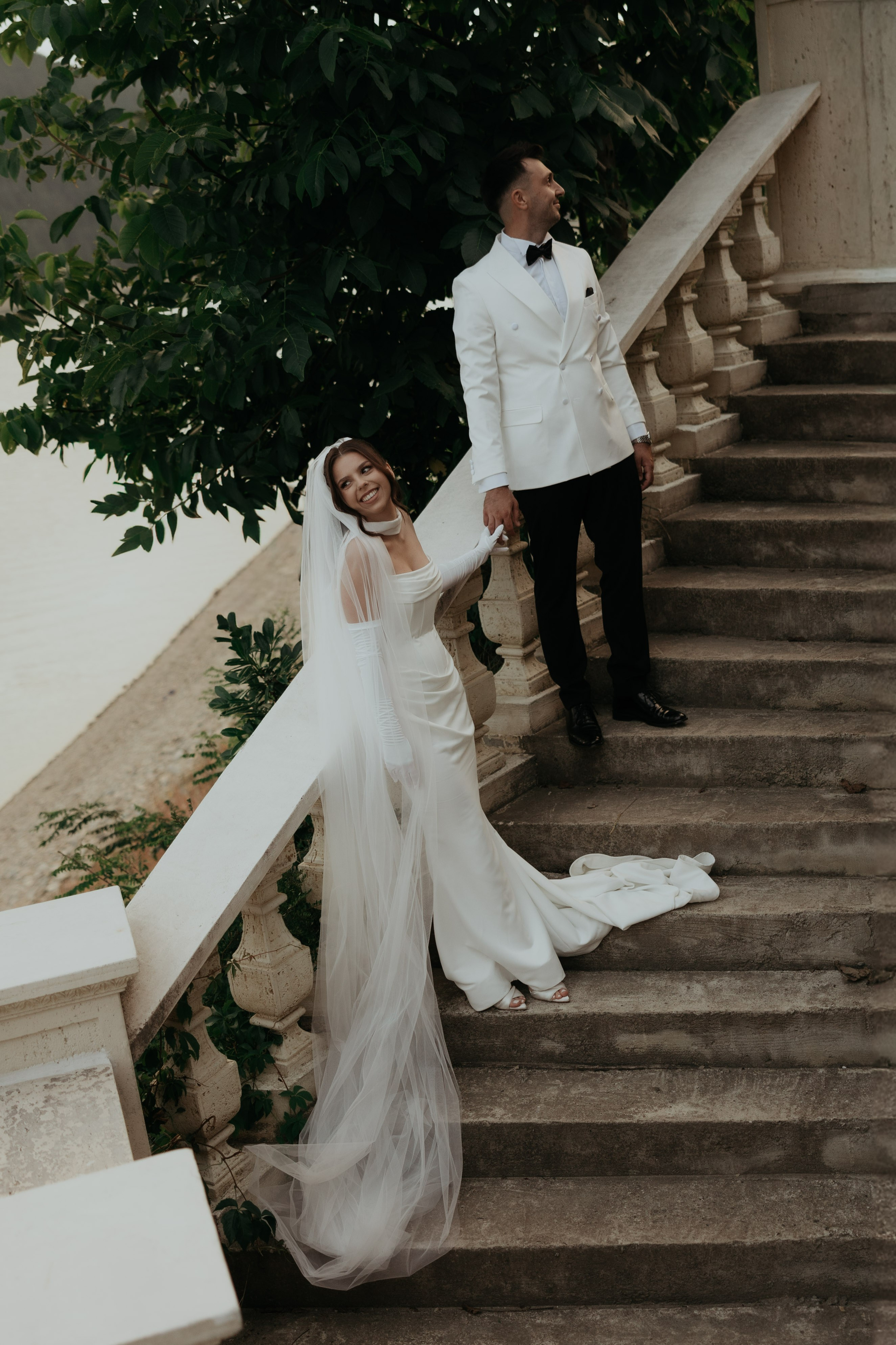 Alex&Denisa after wedding. Wedding Photographer Rares Patriche | Romania