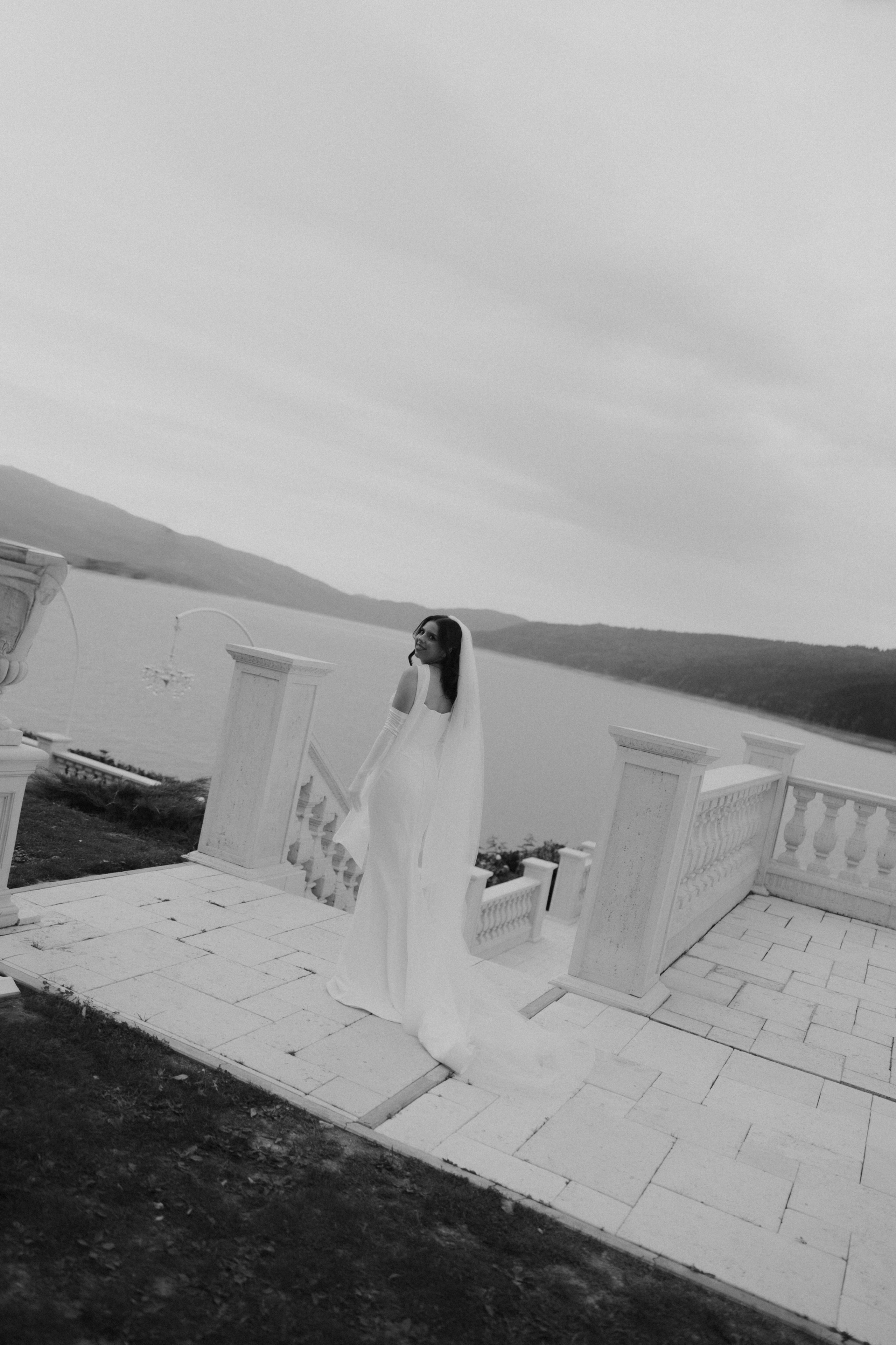 Alex&Denisa after wedding. Wedding Photographer Rares Patriche | Romania