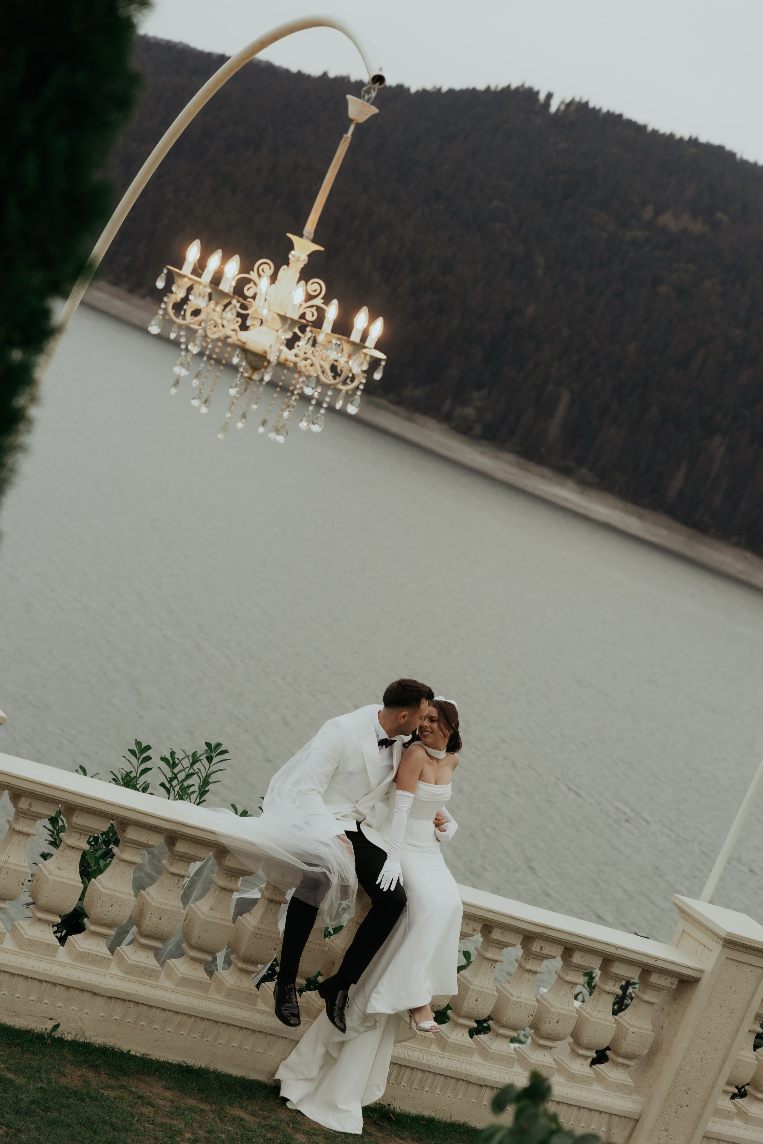 Alex&Denisa after wedding. Wedding Photographer Rares Patriche | Romania