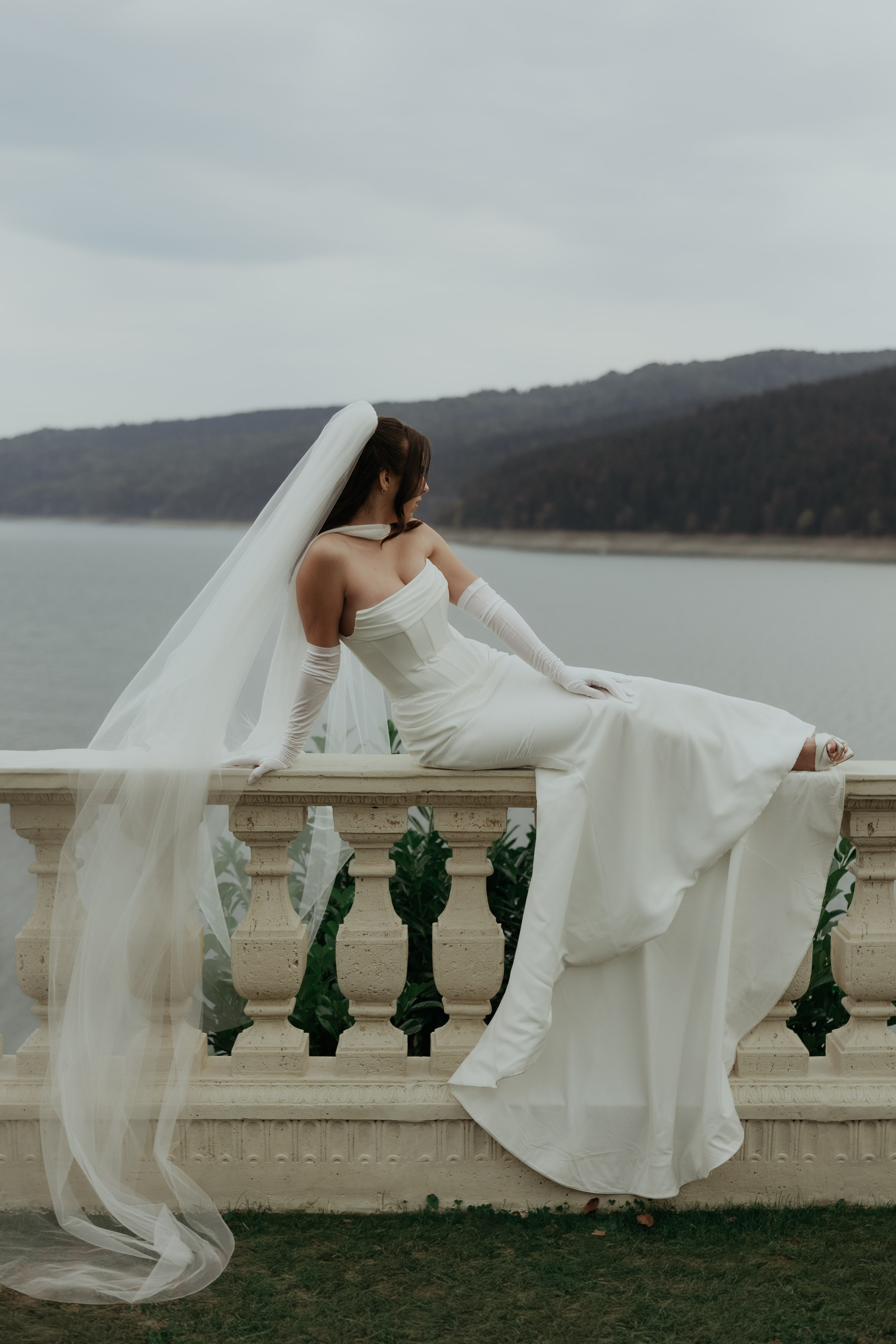 Alex&Denisa after wedding. Wedding Photographer Rares Patriche | Romania