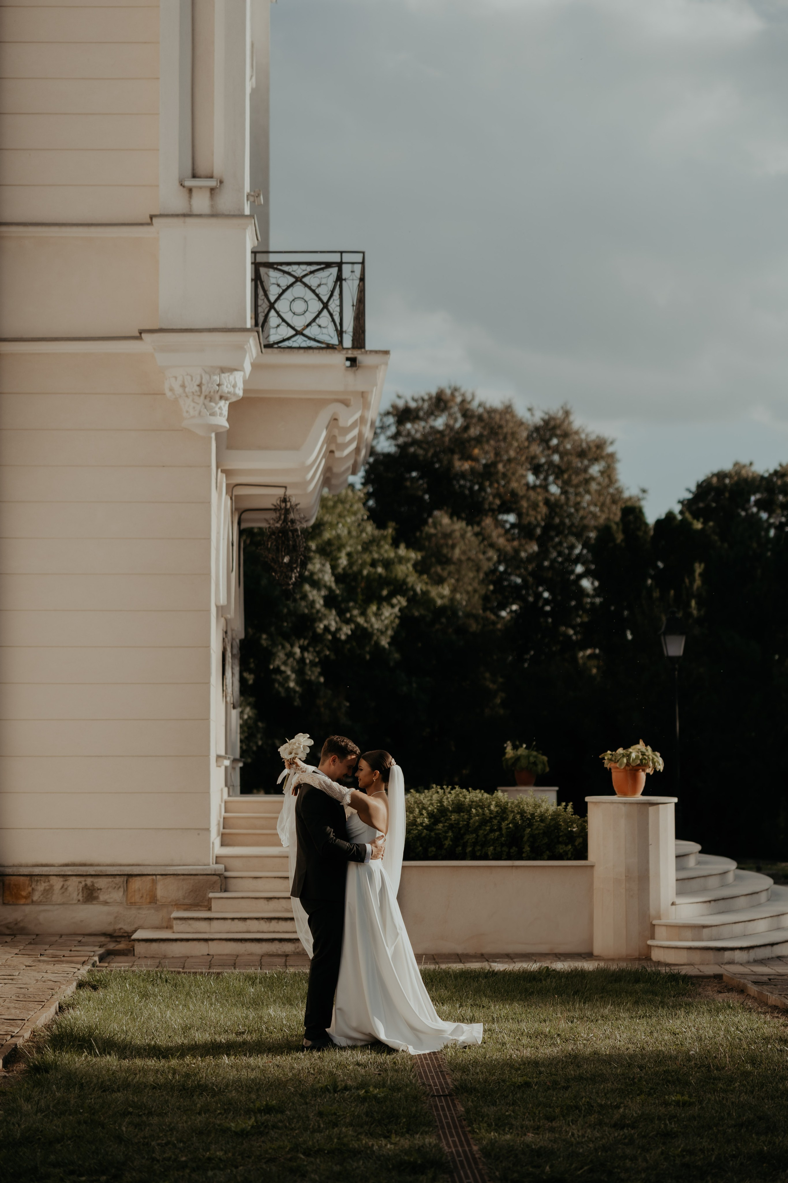 Iustin&Ariana. Wedding Photographer Rares Patriche | Romania
