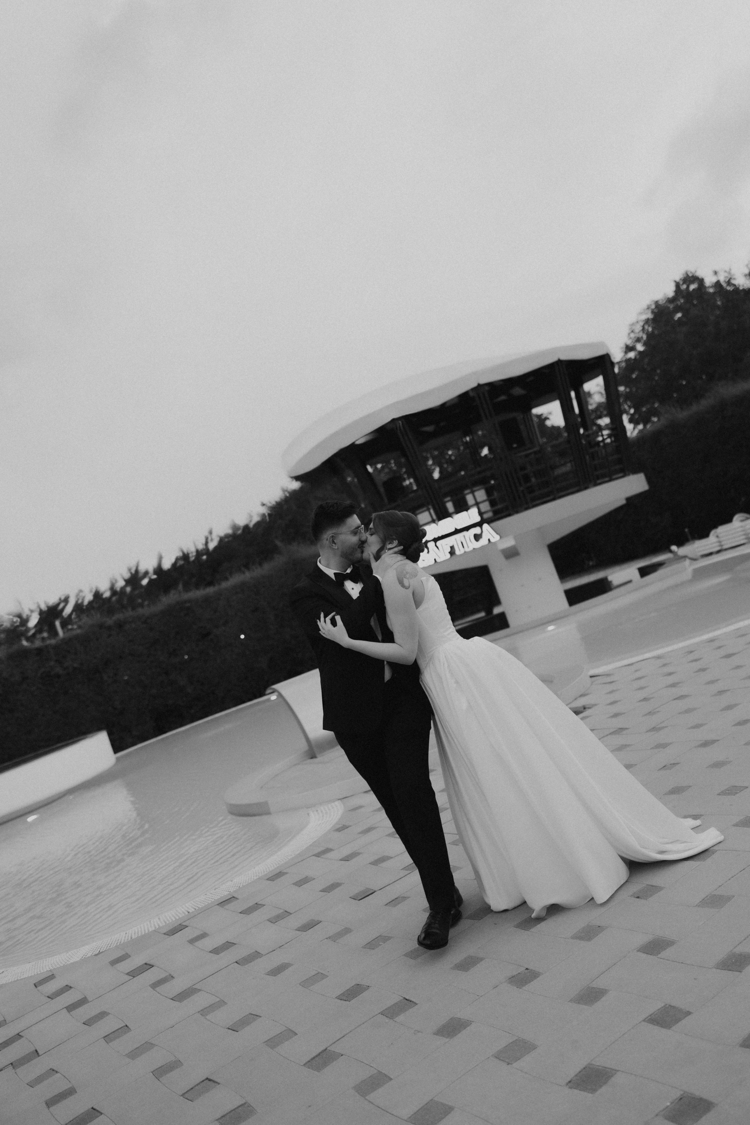 Vlad&Bianca. Wedding Photographer Rares Patriche | Romania
