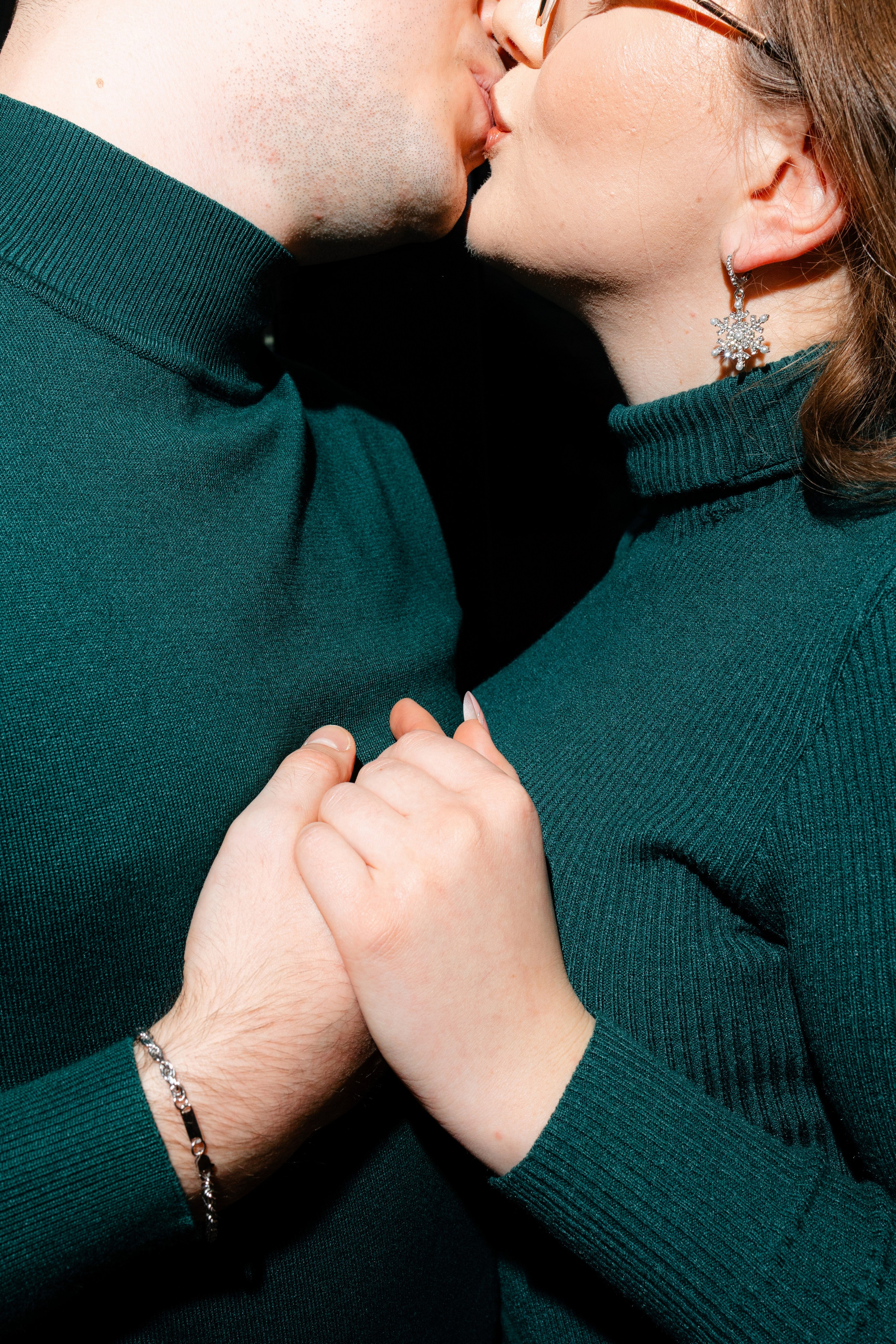 Iustina & Alex. Wedding Photographer, based in Iasi, Romania, but will travel all over the globe to make sure you look amazing in all your wedding photos