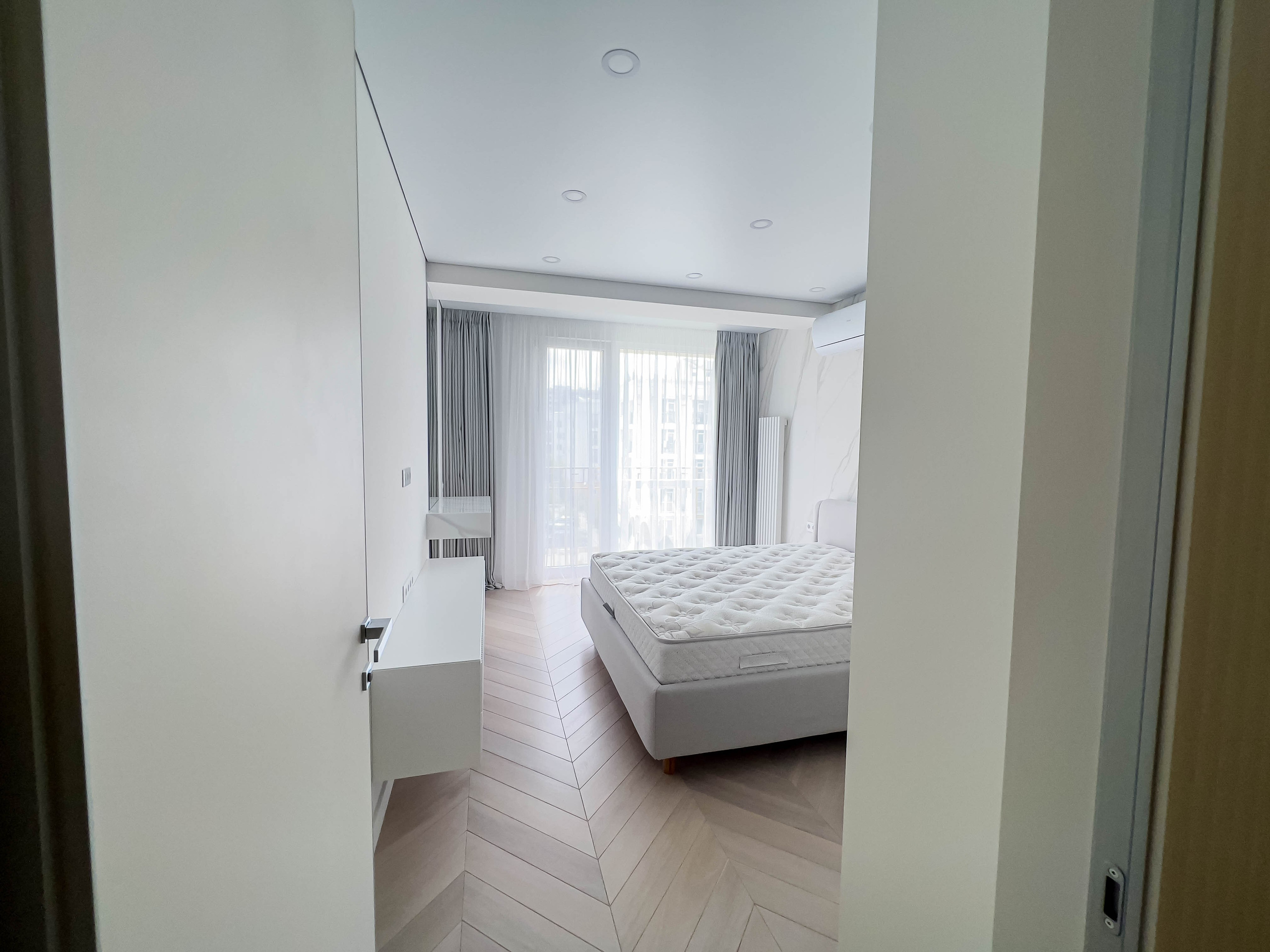 Flat. Fotograf Dmitrii Donets