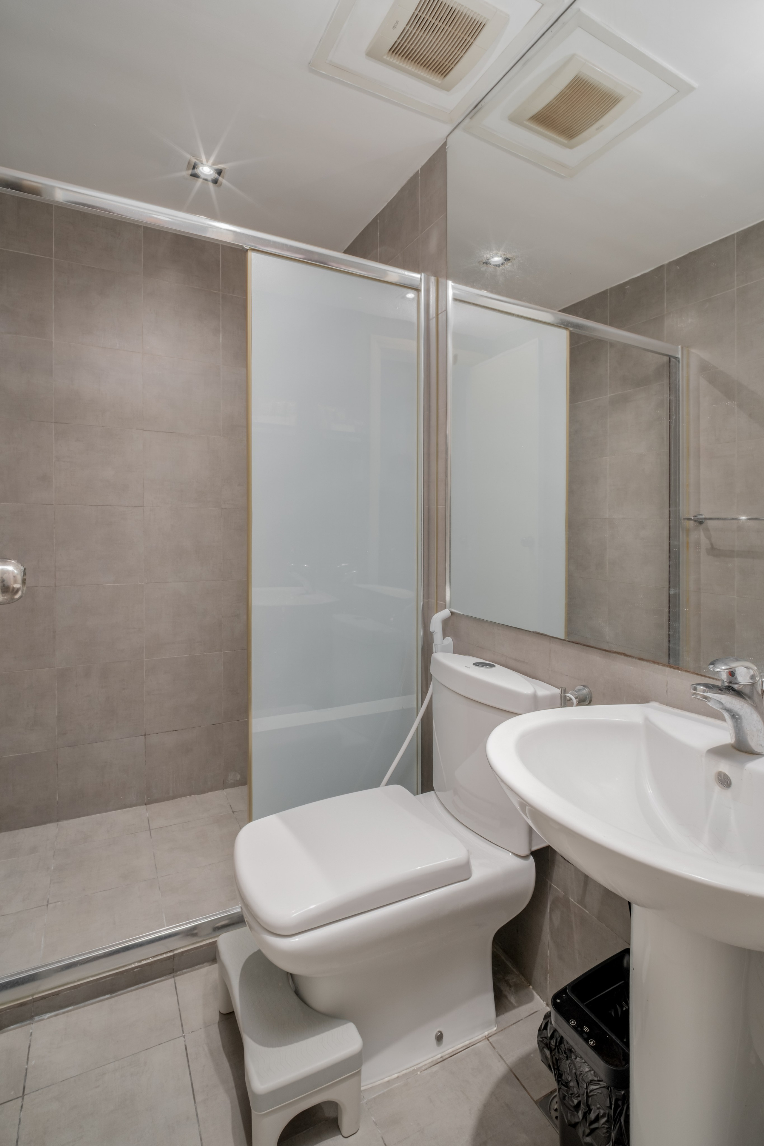 Gramercy Residences, Makati | Airbnb Interior Photography