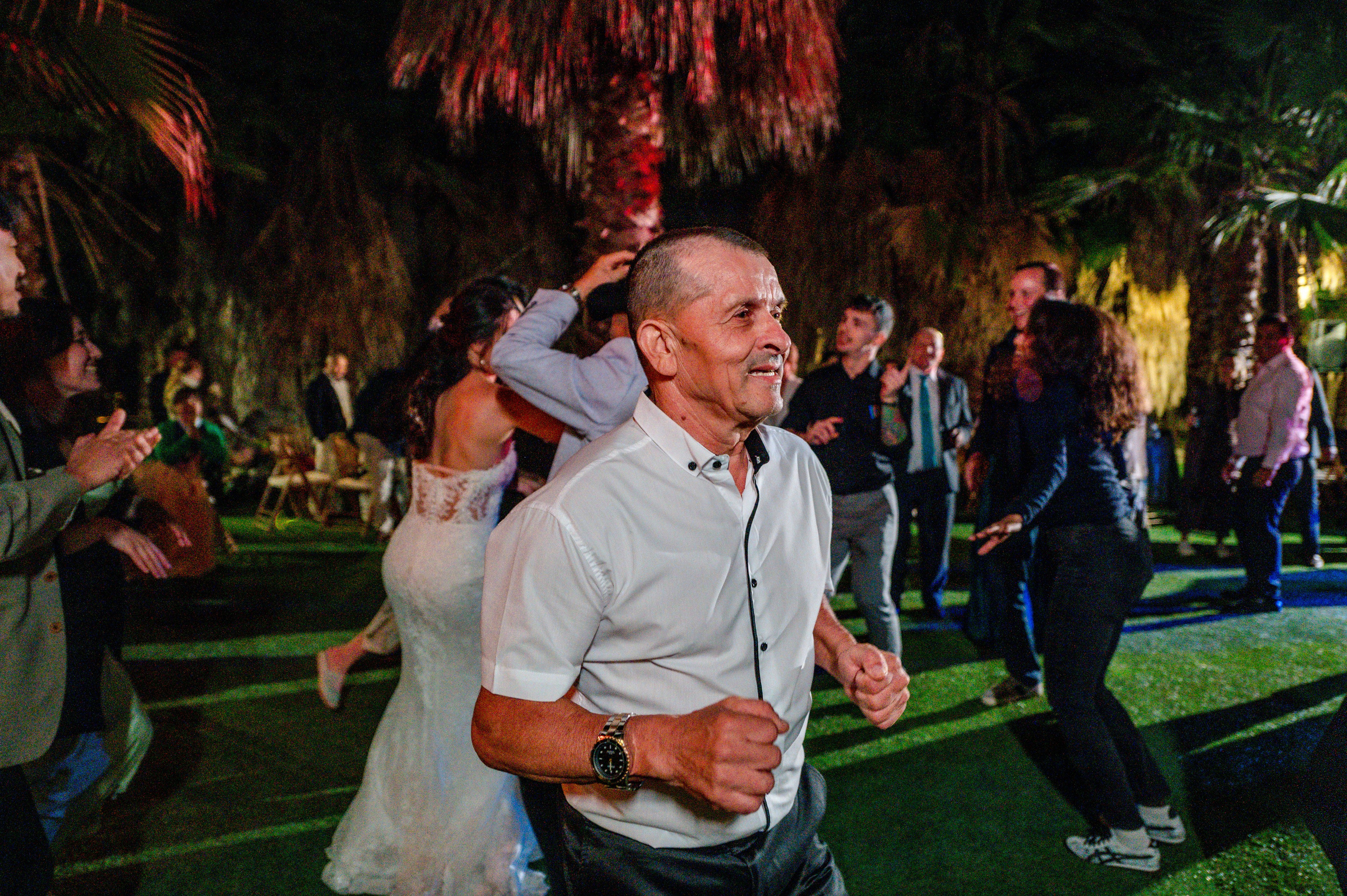 BYZO MEDIA. PETRU BYZO - family and children photographer in ROMANIA