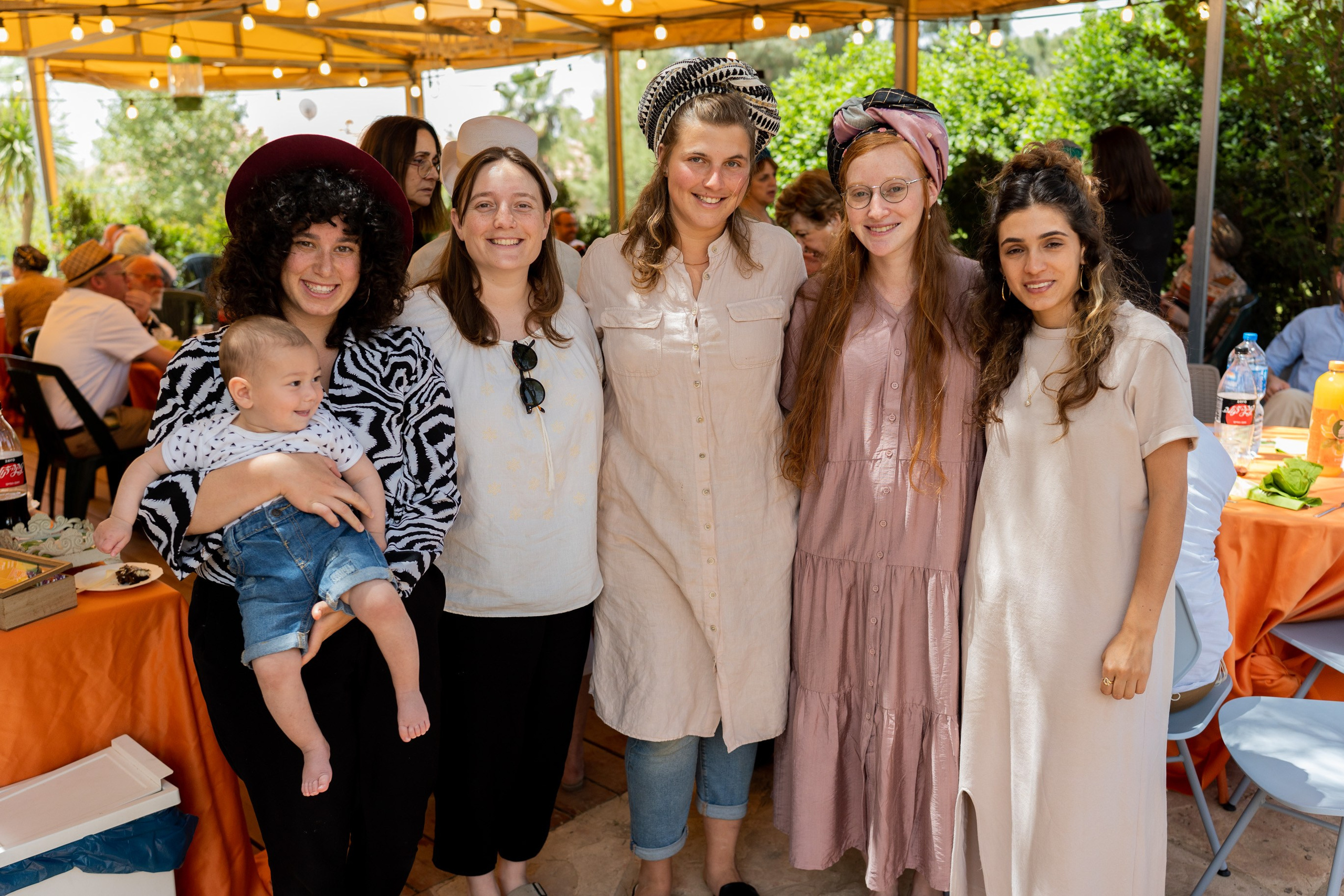 משפחת ברנד. יוסף מזרחי צילום חתונה, ברית וזוגיות. צלם מקצועי שאוהב להוציא אתכם הכי יפים ברגעים הכי מרגשים