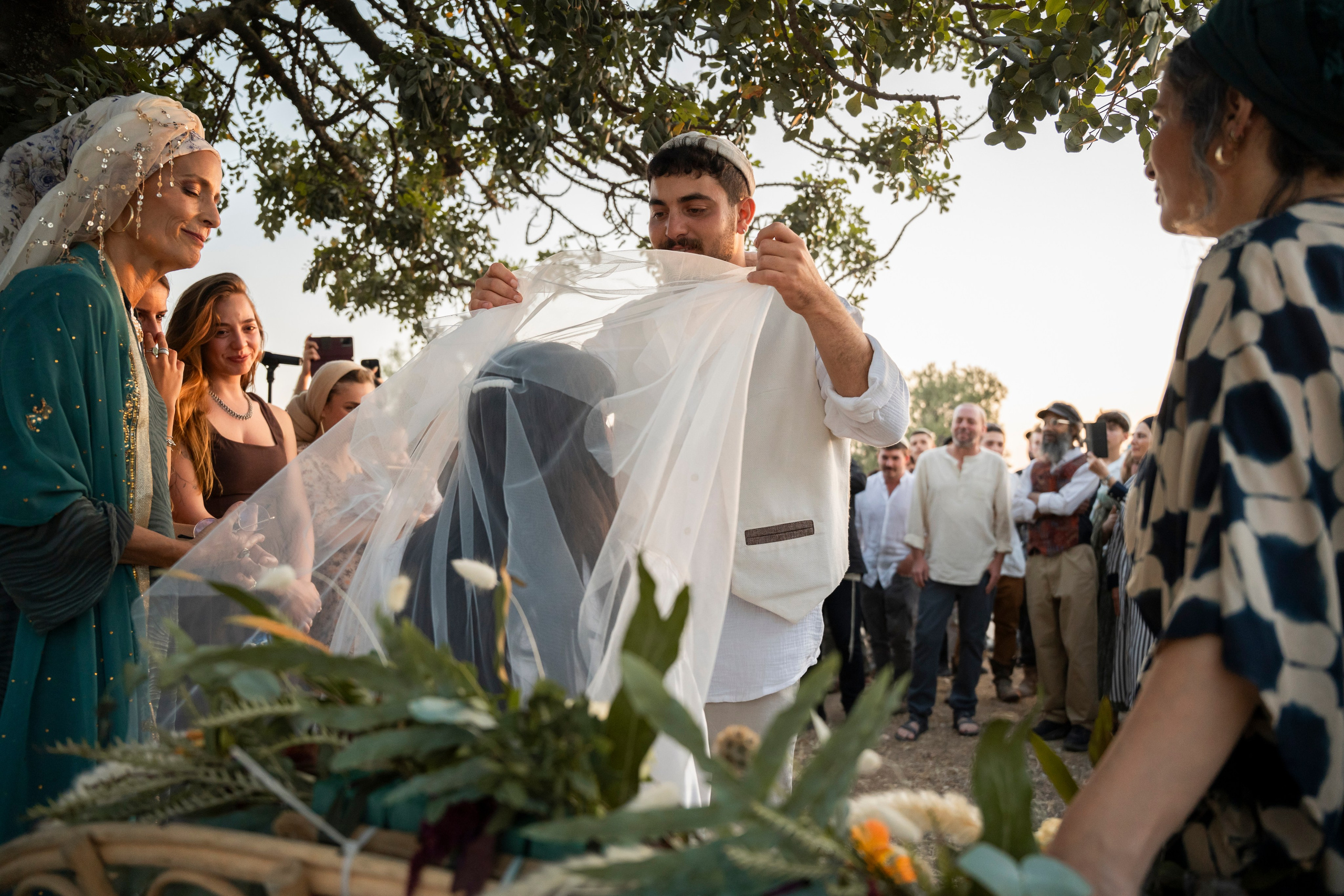 עדן ושלהבת. יוסף מזרחי צילום חתונה, ברית וזוגיות. צלם מקצועי שאוהב להוציא אתכם הכי יפים ברגעים הכי מרגשים