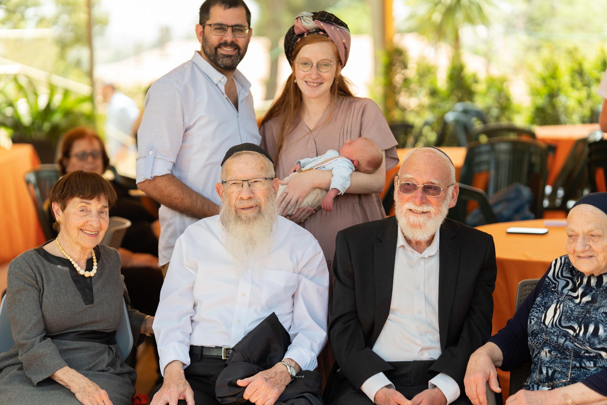 משפחת ברנד. יוסף מזרחי צילום חתונה, ברית וזוגיות. צלם מקצועי שאוהב להוציא אתכם הכי יפים ברגעים הכי מרגשים