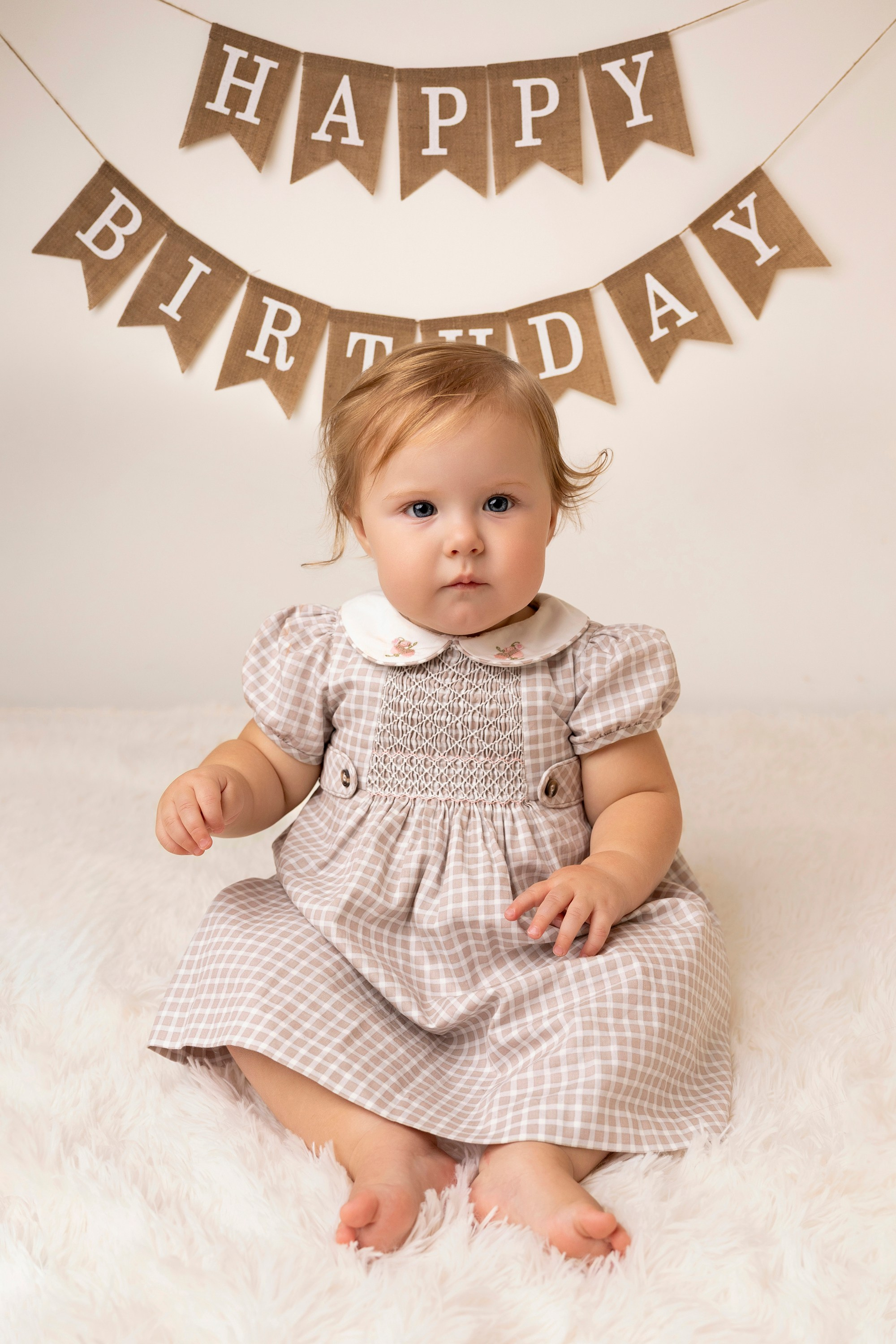 Milestone photos. Newborn photographer in Tampa Bay Area, FL
