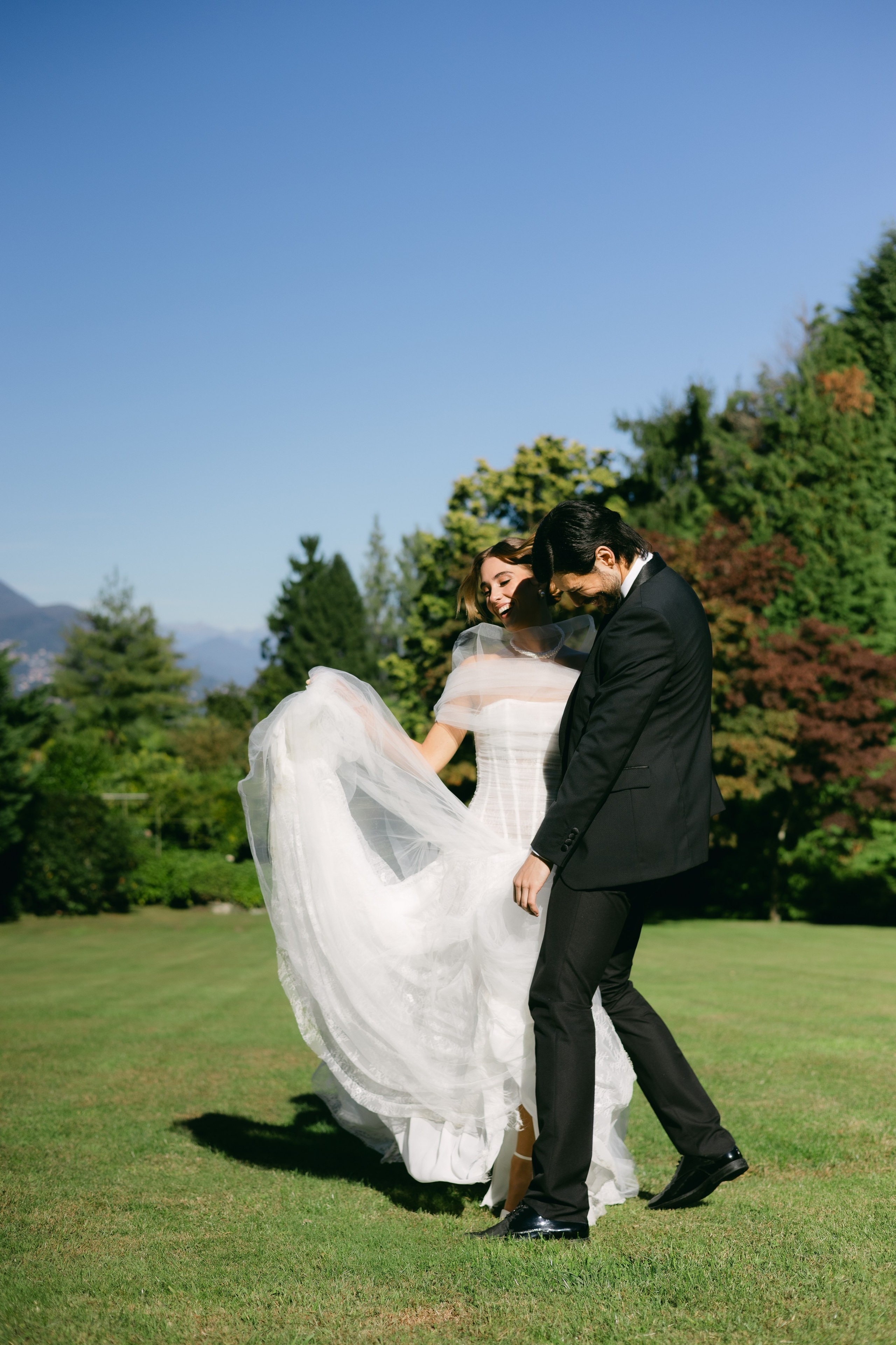 Catherine and Samuel. Sara Luca Wedding Photographer in Italy and Europe