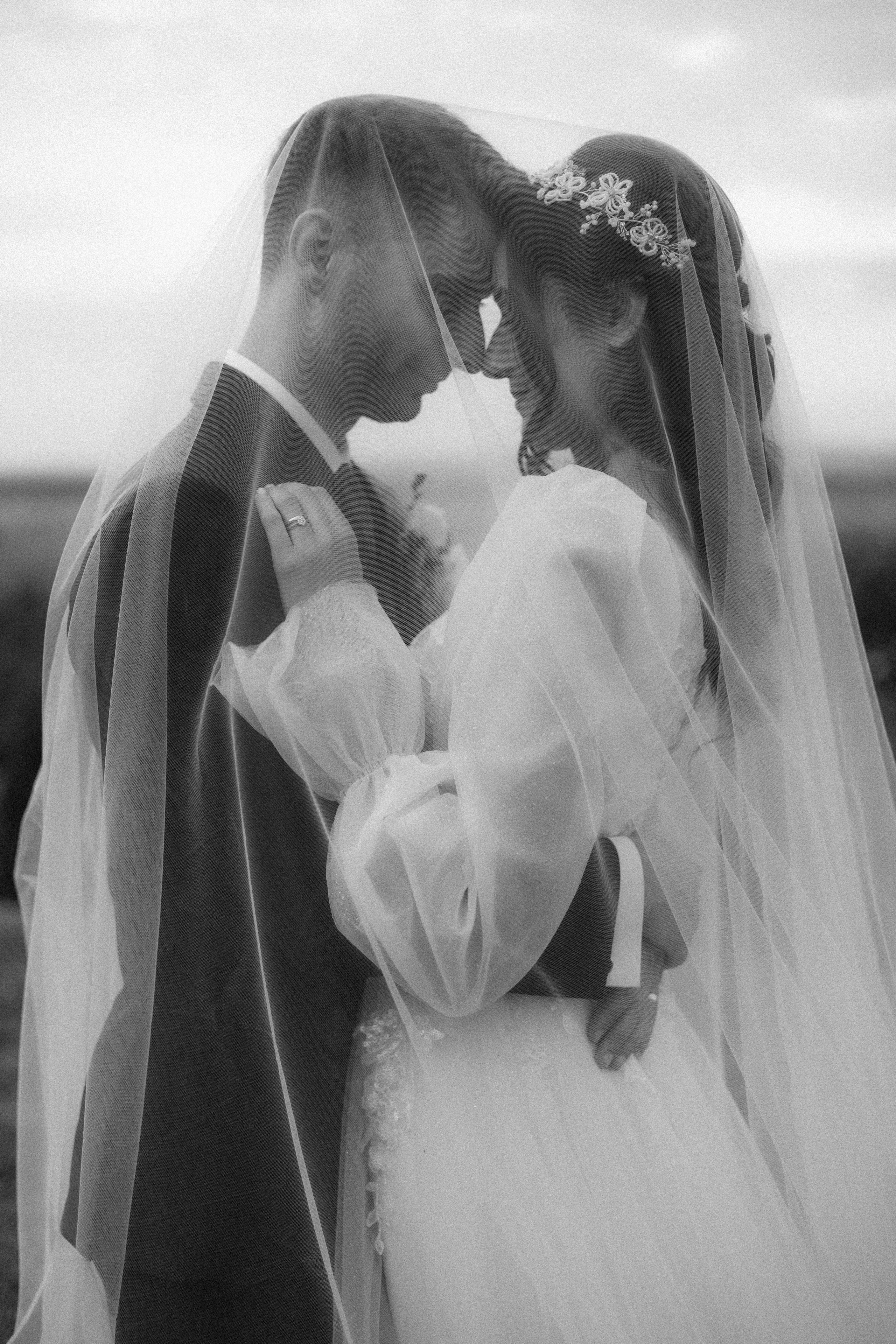 Beatrice and Andrei. Sara Luca Wedding Photographer in Italy and Europe