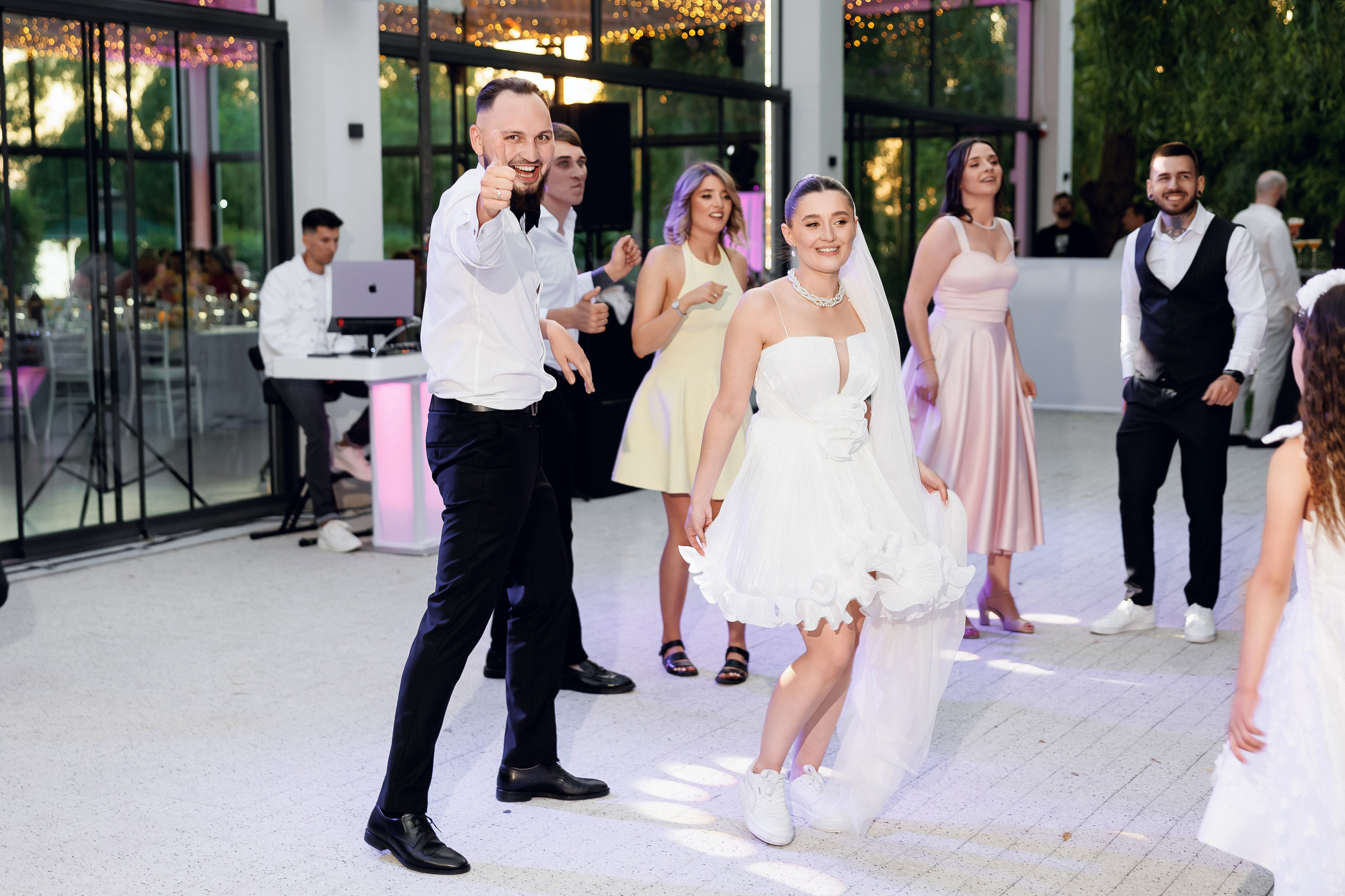 Florin & Corina — Complexul Turistic Costesti — Wedding Day. Servicii Foto și Video 067188353