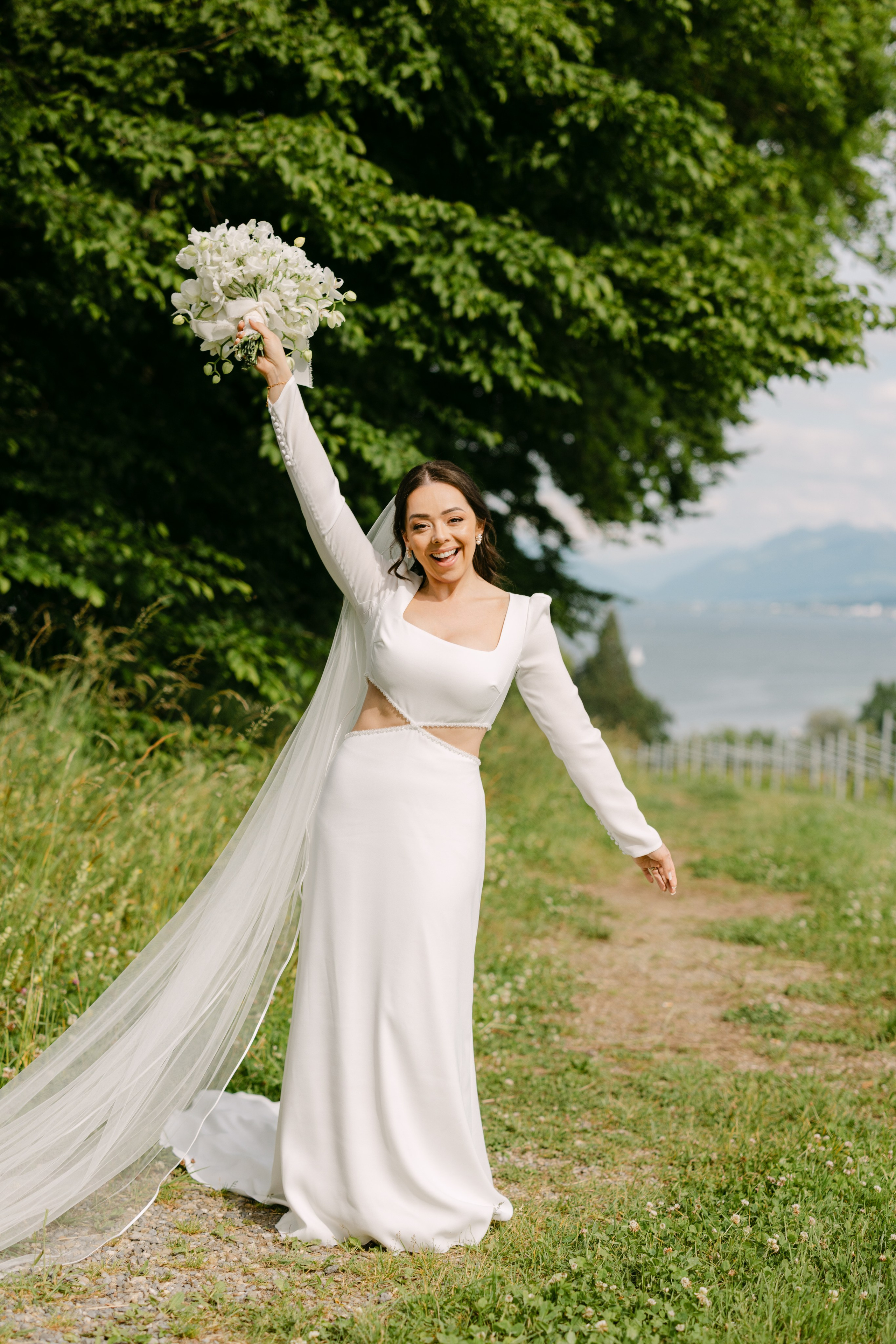Unvergessliche Hochzeit am Zürichsee: Landgasthof Halbinsel Au. Familien- & Hochzeitsfotografin Schweiz. Valeria Diaz in Zürich und Umgebung