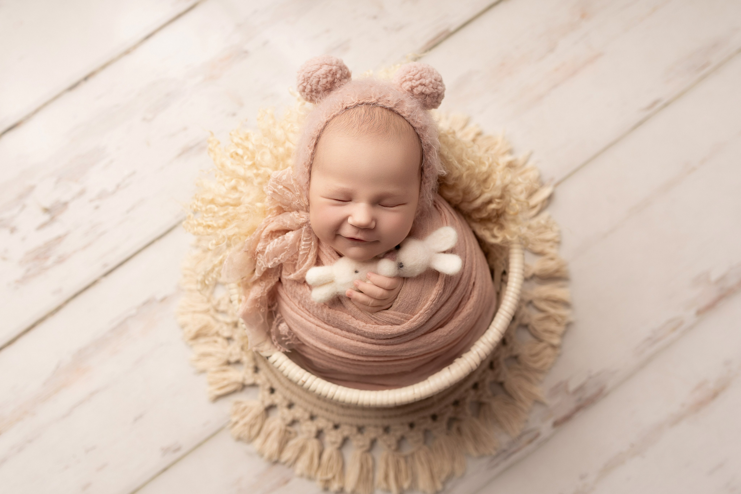 Esu Aleksandra naujagimių ir kudikių fotografė iš Vilniaus