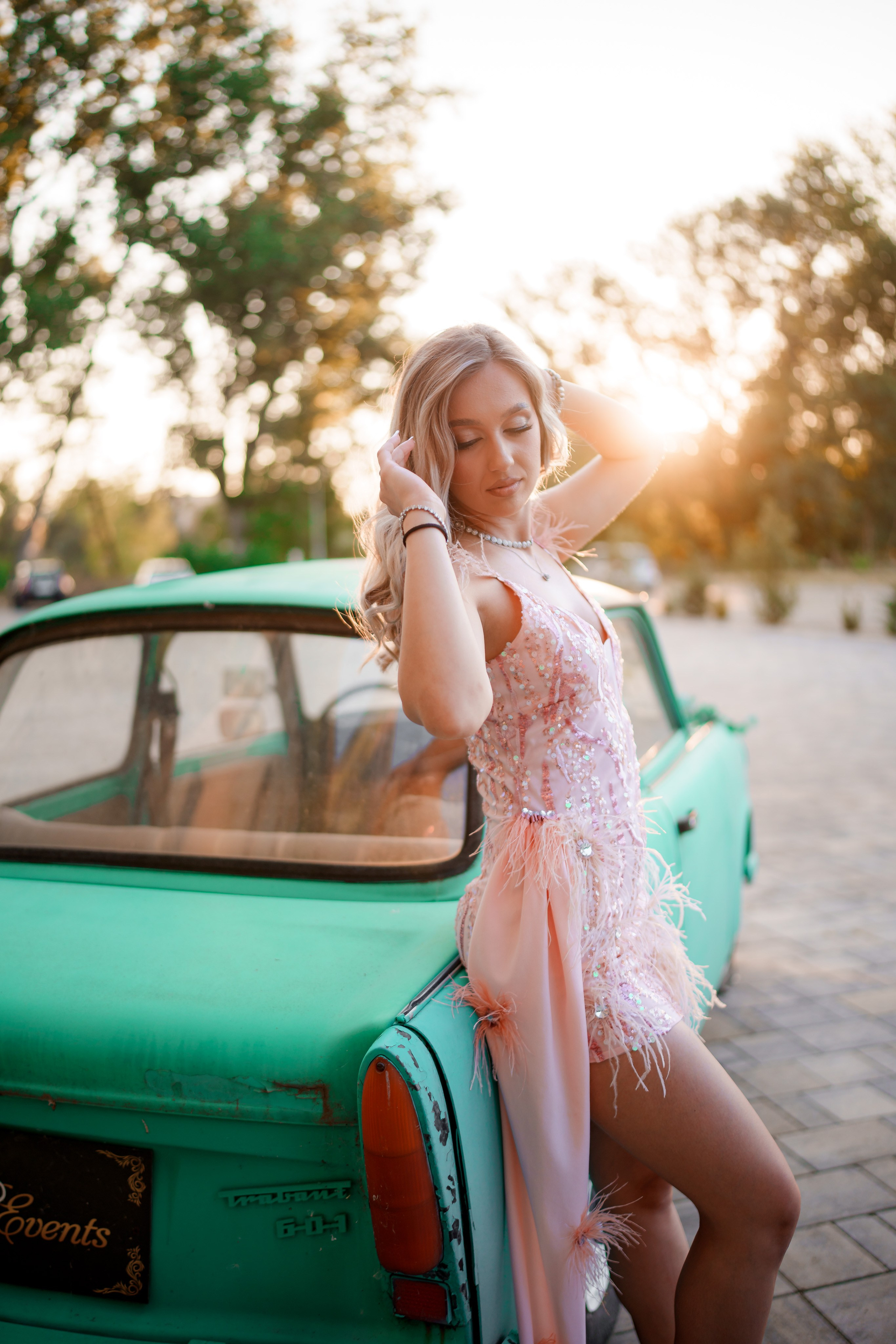 Restaurant Tabiet 500 lei/ toată clasa. Trendy Albums