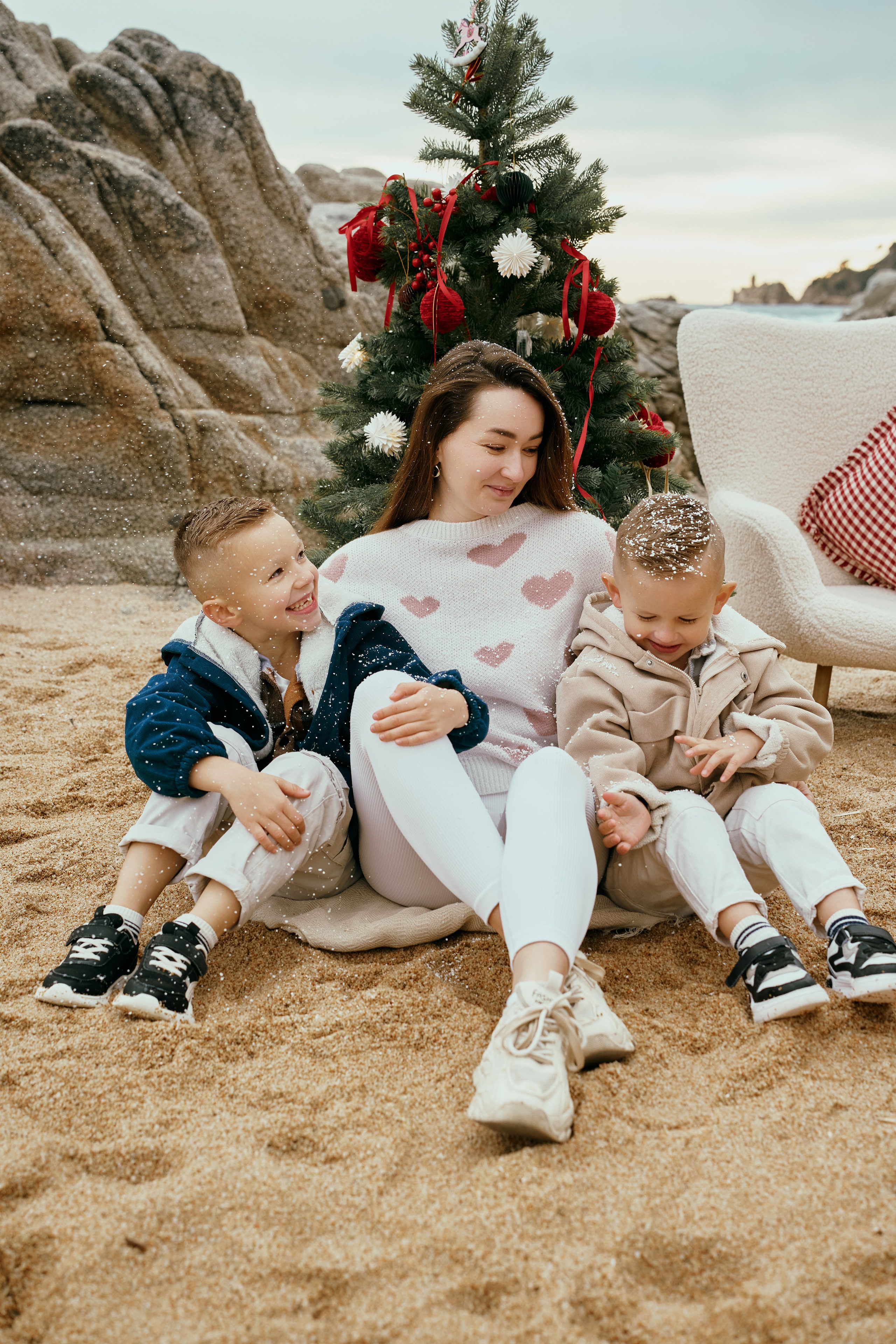 Рождество на пляже. Большая семья. Фотограф в Барселоне Жанна Захарченко