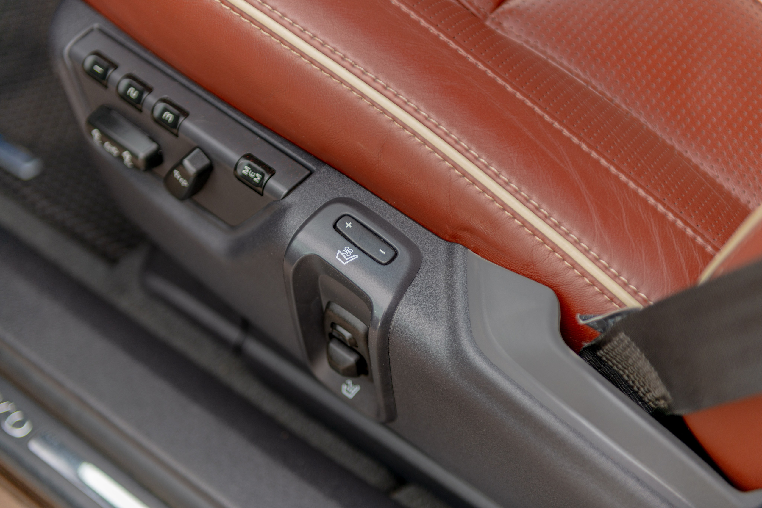 Фотосъемка автомобиля Volvo XC90. ФОТОГРАФ МЕКСИКА КИНТАНА-РОО