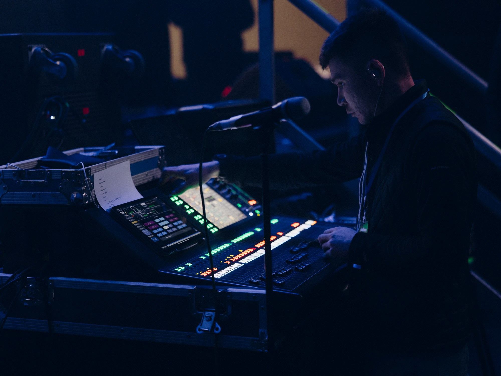 Концерт: ULUKMANAPO. Азимжан Нуритдинходжаев — свадебный фотограф