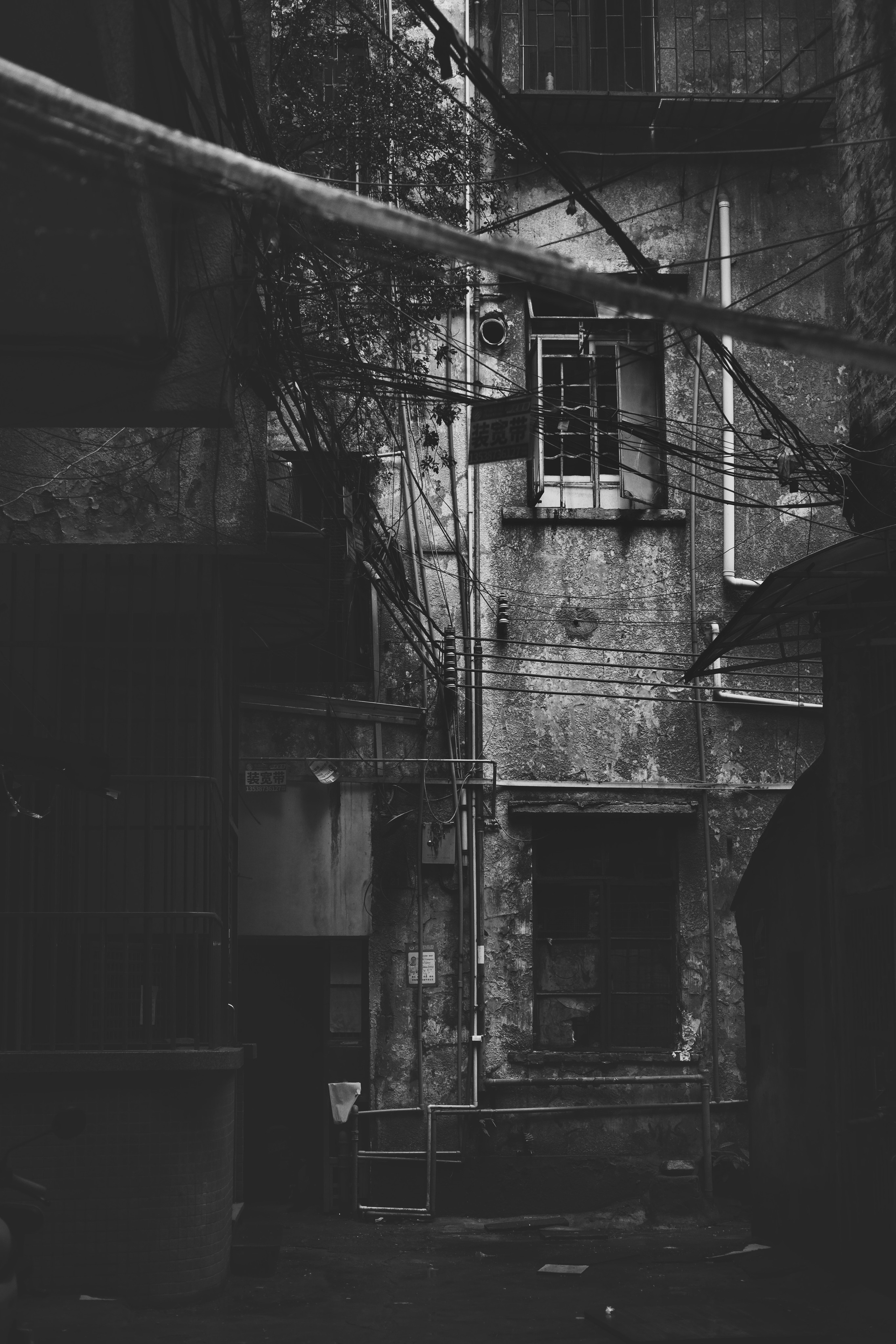 Photography Black and White | Black and White street photography | Guangzhou 🇨🇳 | China