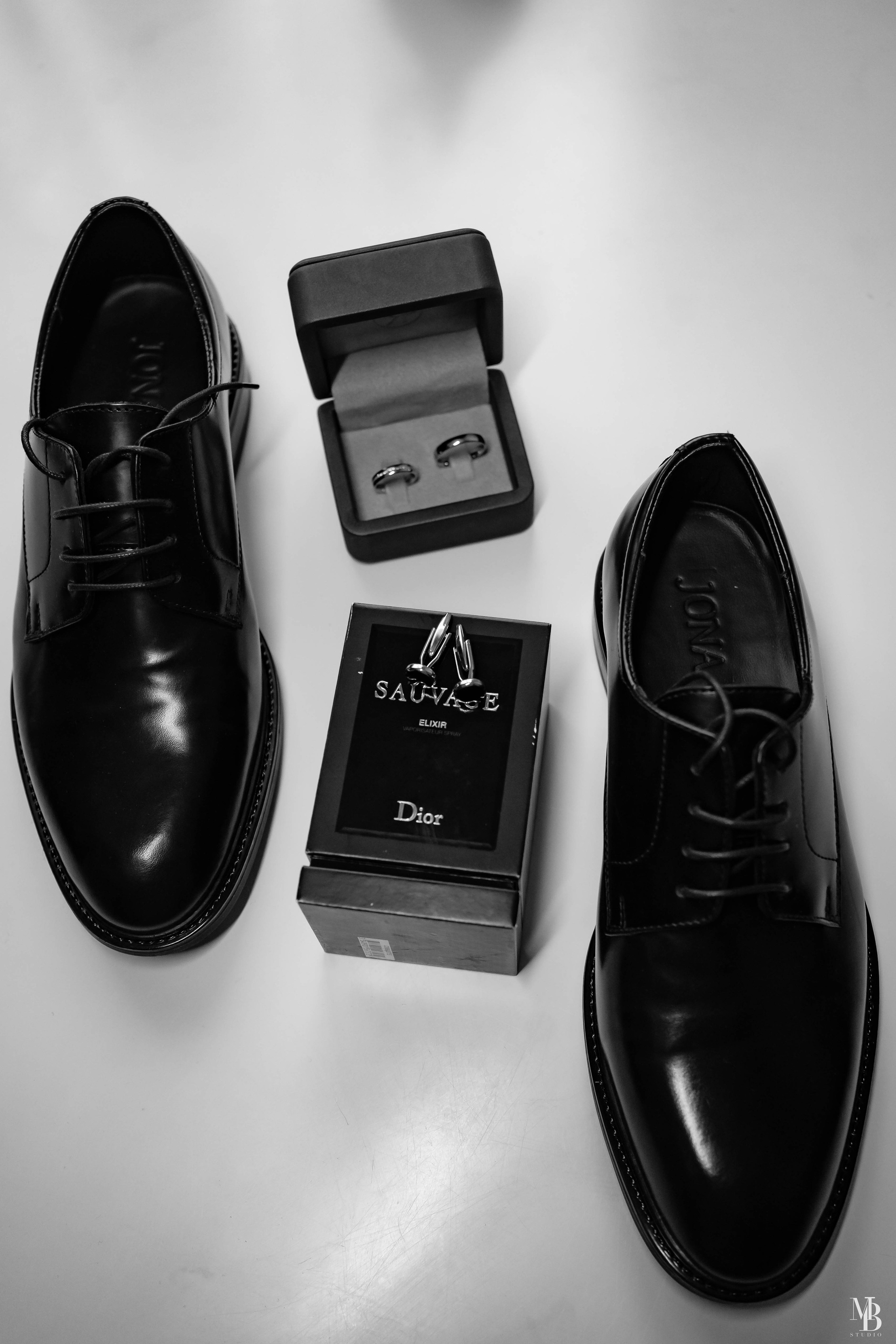 Constantin și Cătălina. MBT STUDIO