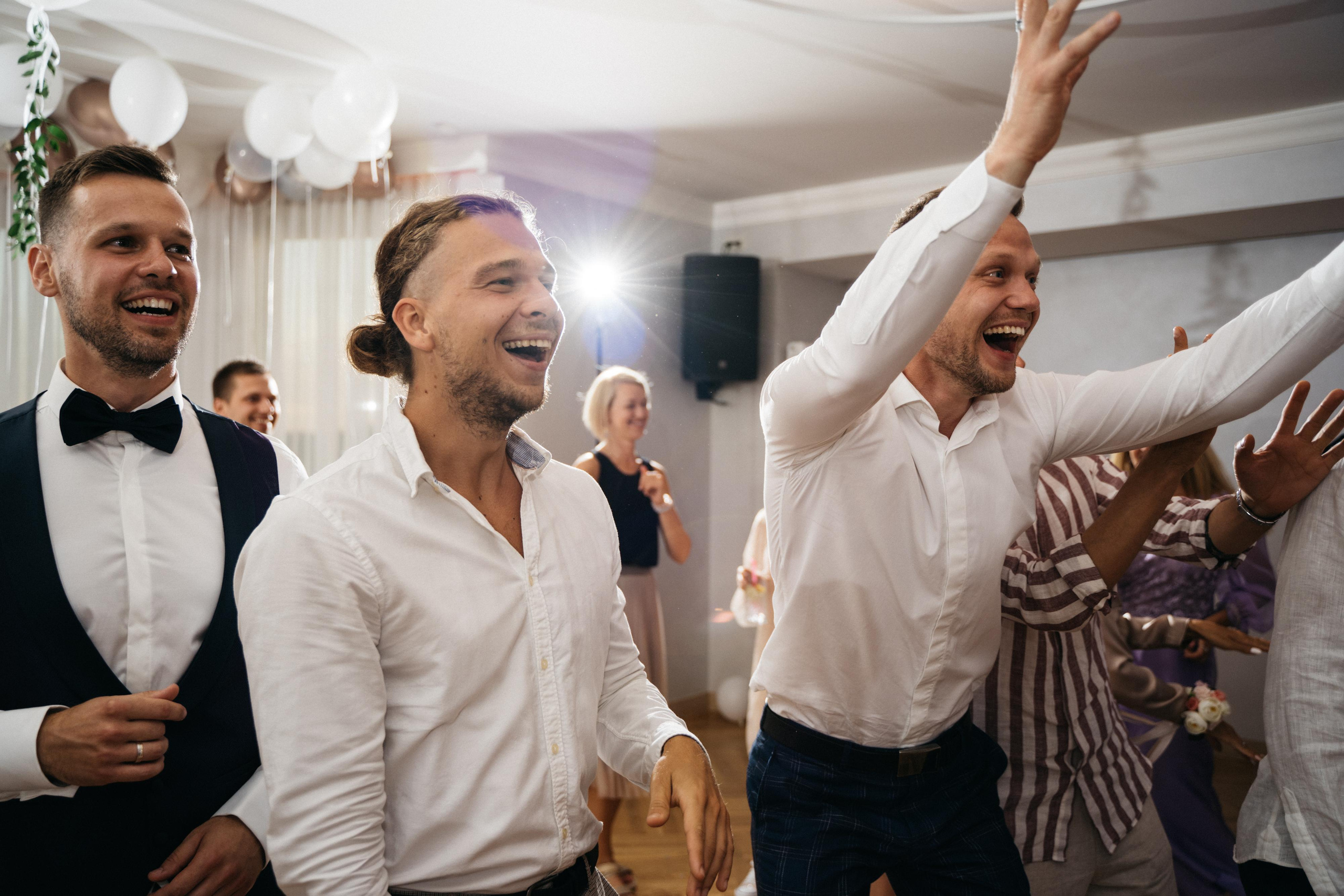 Alina & Rostislav. Wedding photographer in Marbella, Estepona, Malaga, Gibraltar, Cadiz — Valentina Abrazey