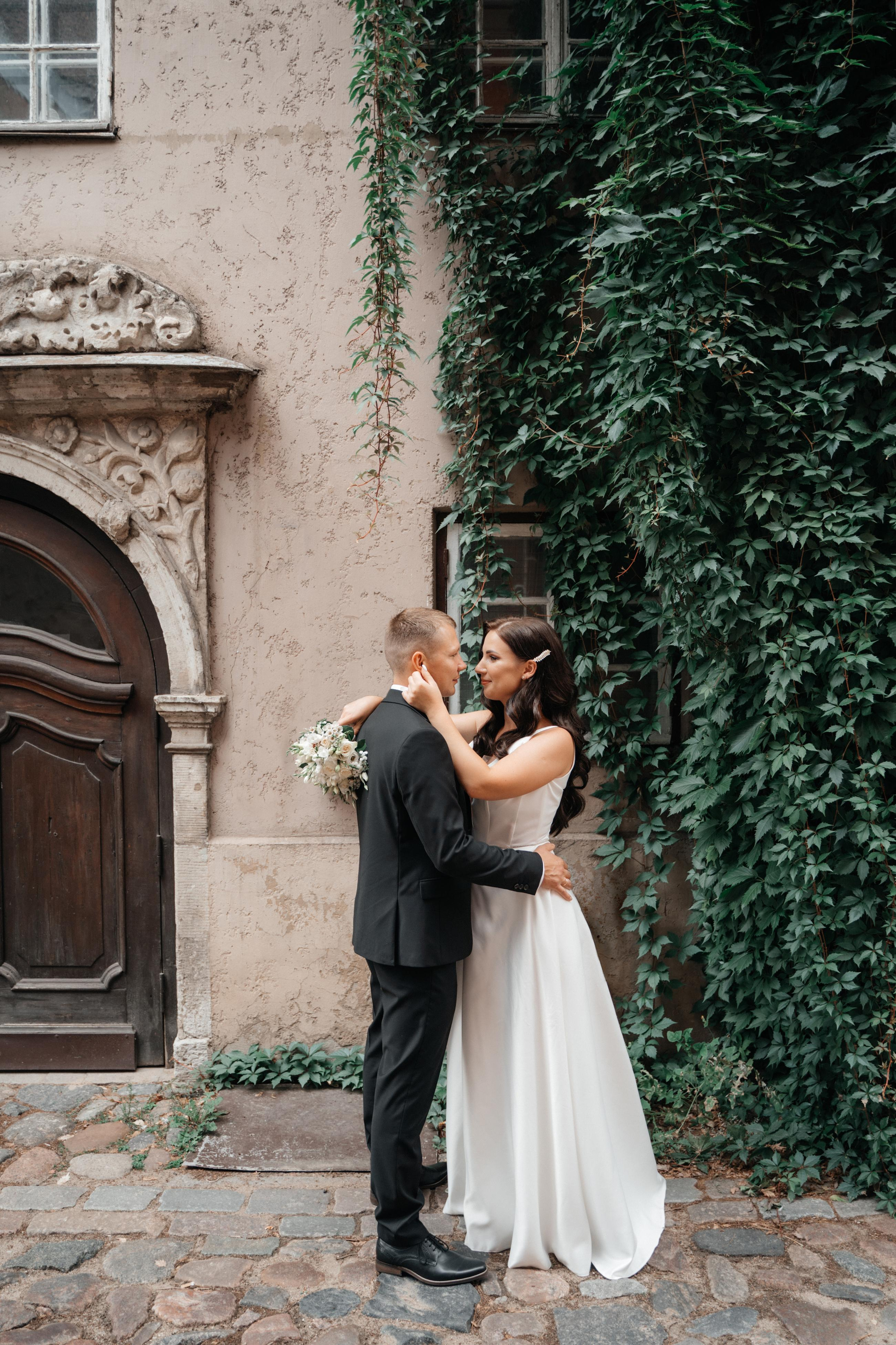 Olga & Oleg. Wedding photographer in Marbella, Estepona, Malaga, Gibraltar, Cadiz — Valentina Abrazey