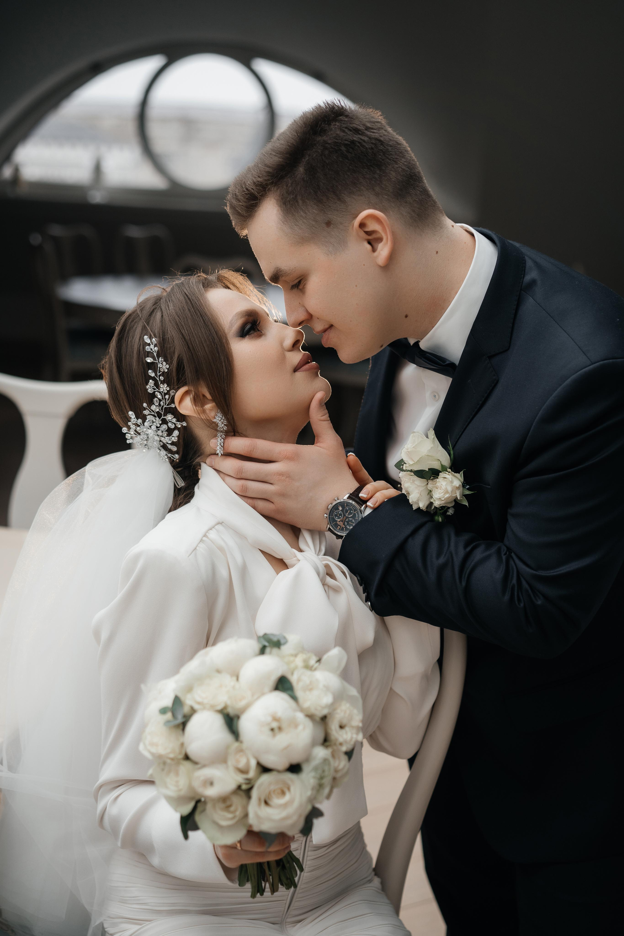 Erika & Aiven. Wedding photographer in Marbella, Estepona, Malaga, Gibraltar, Cadiz — Valentina Abrazey