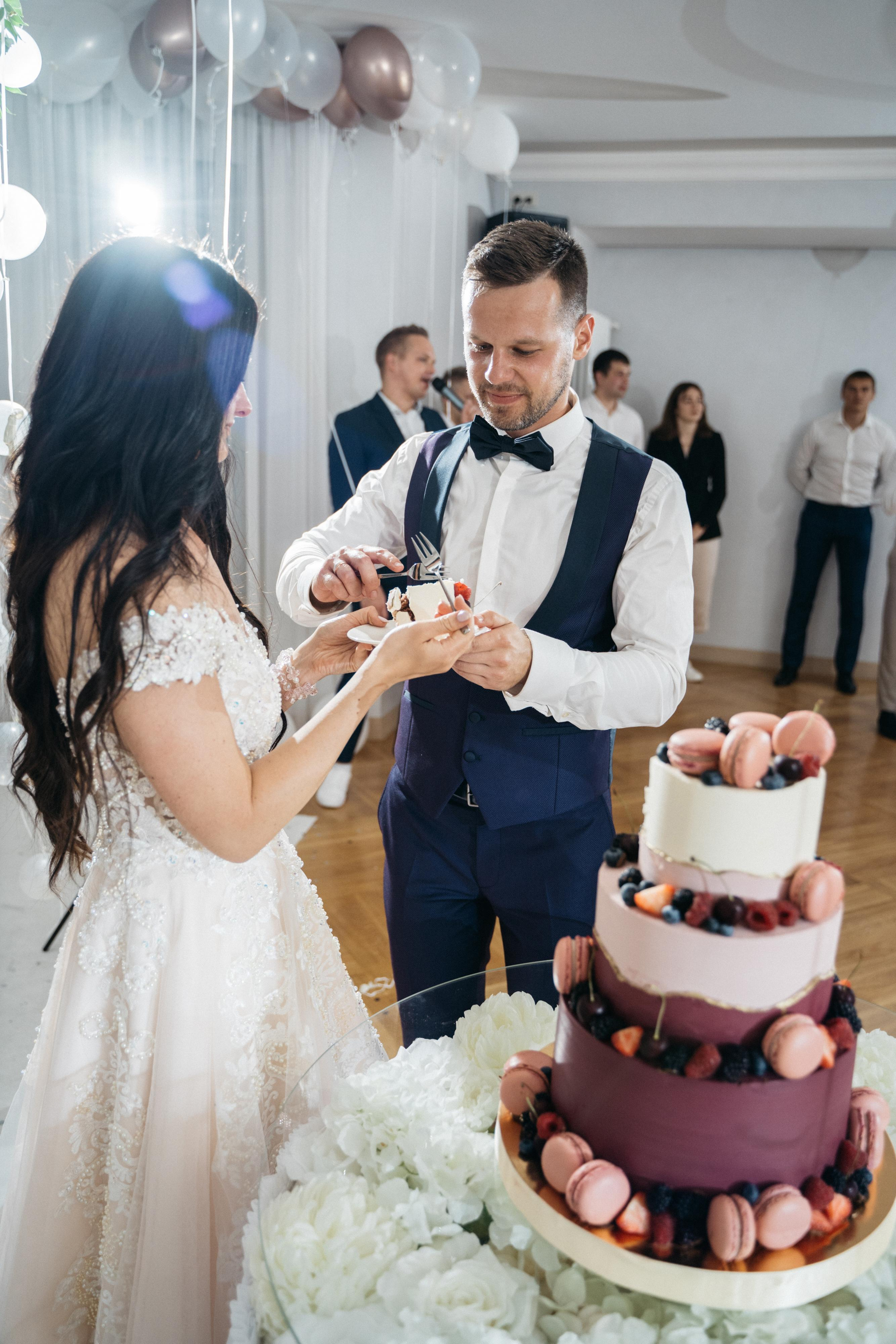 Alina & Rostislav. Wedding photographer in Marbella, Estepona, Malaga, Gibraltar, Cadiz — Valentina Abrazey