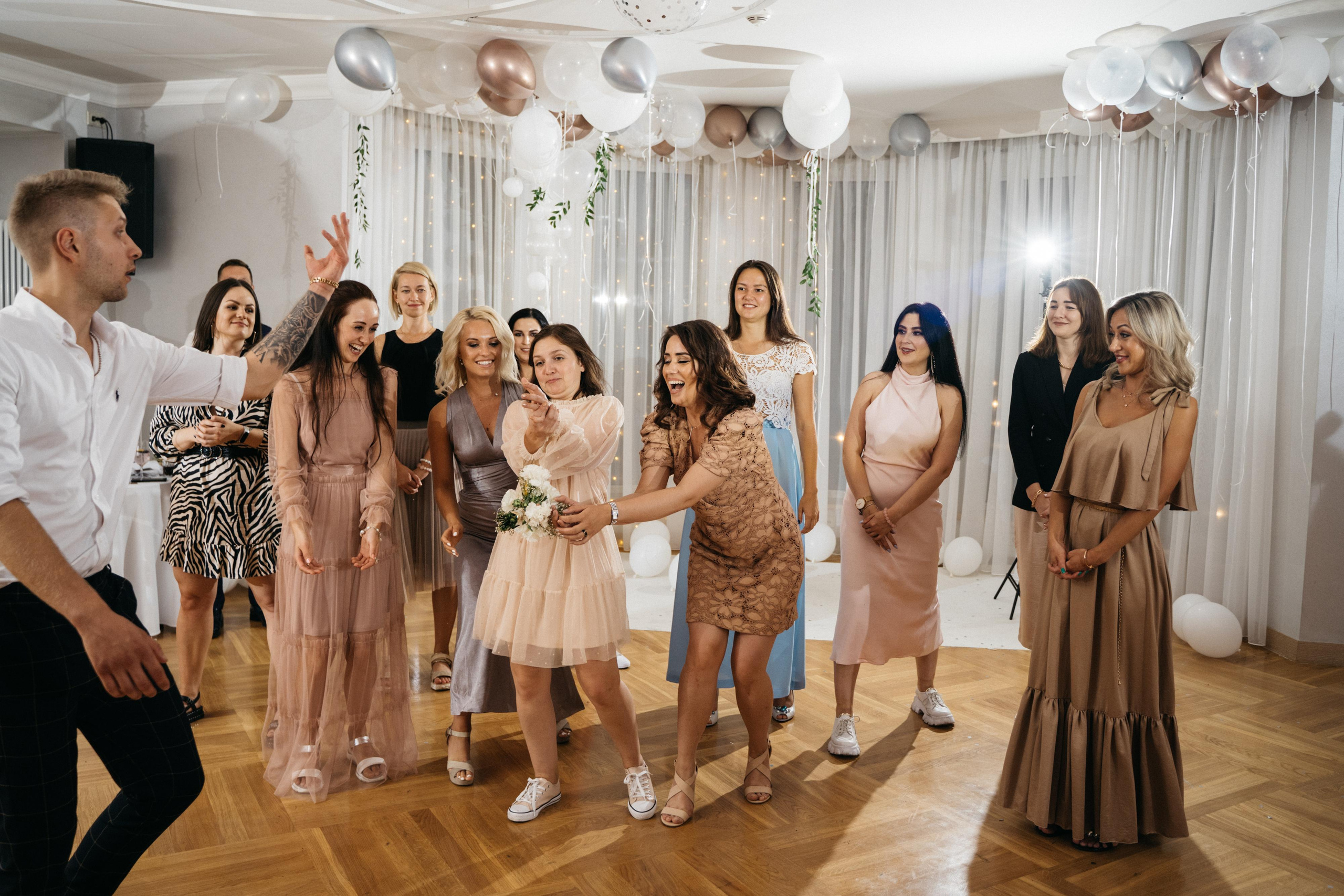 Alina & Rostislav. Wedding photographer in Marbella, Estepona, Malaga, Gibraltar, Cadiz — Valentina Abrazey