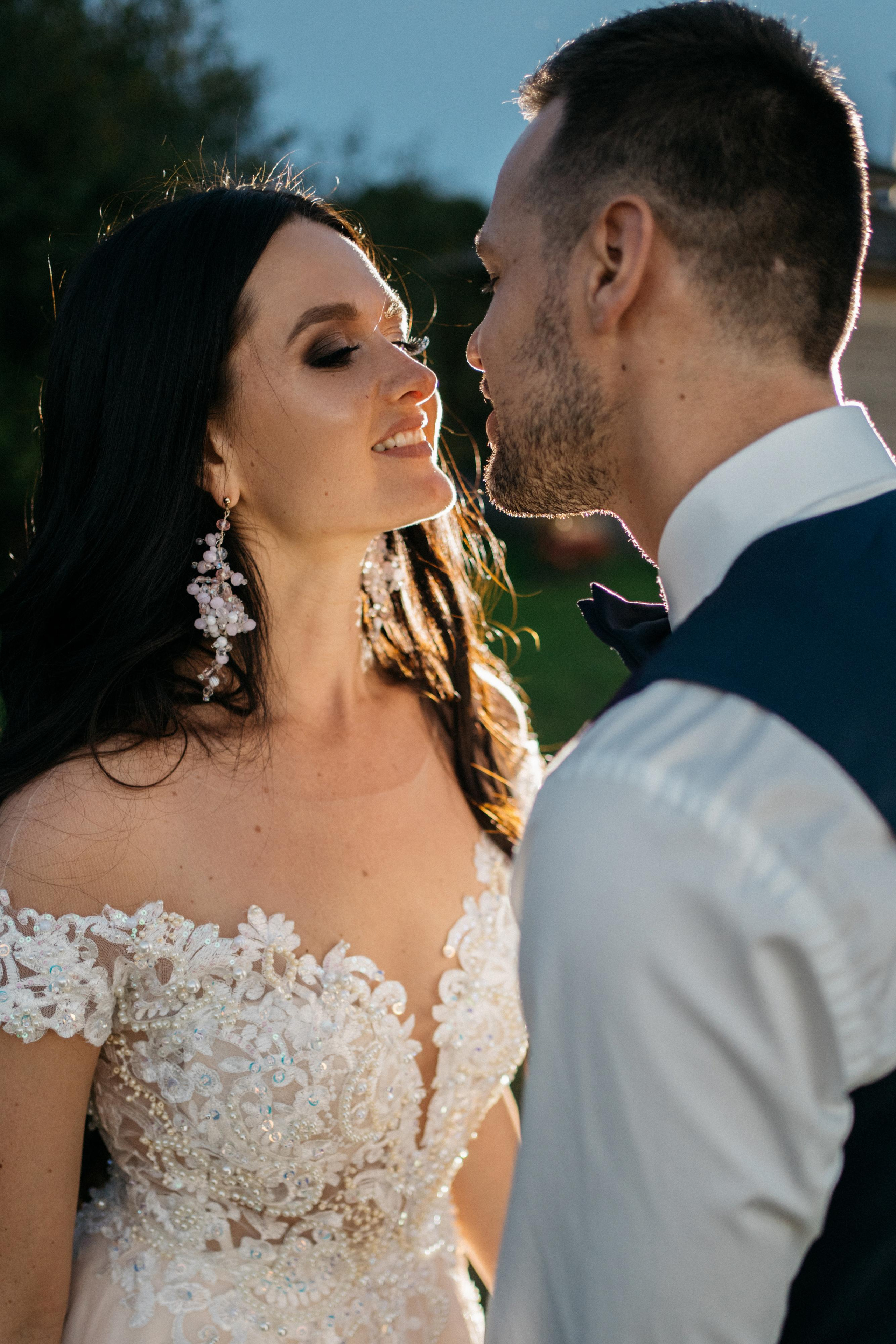 Alina & Rostislav. Wedding photographer in Marbella, Estepona, Malaga, Gibraltar, Cadiz — Valentina Abrazey