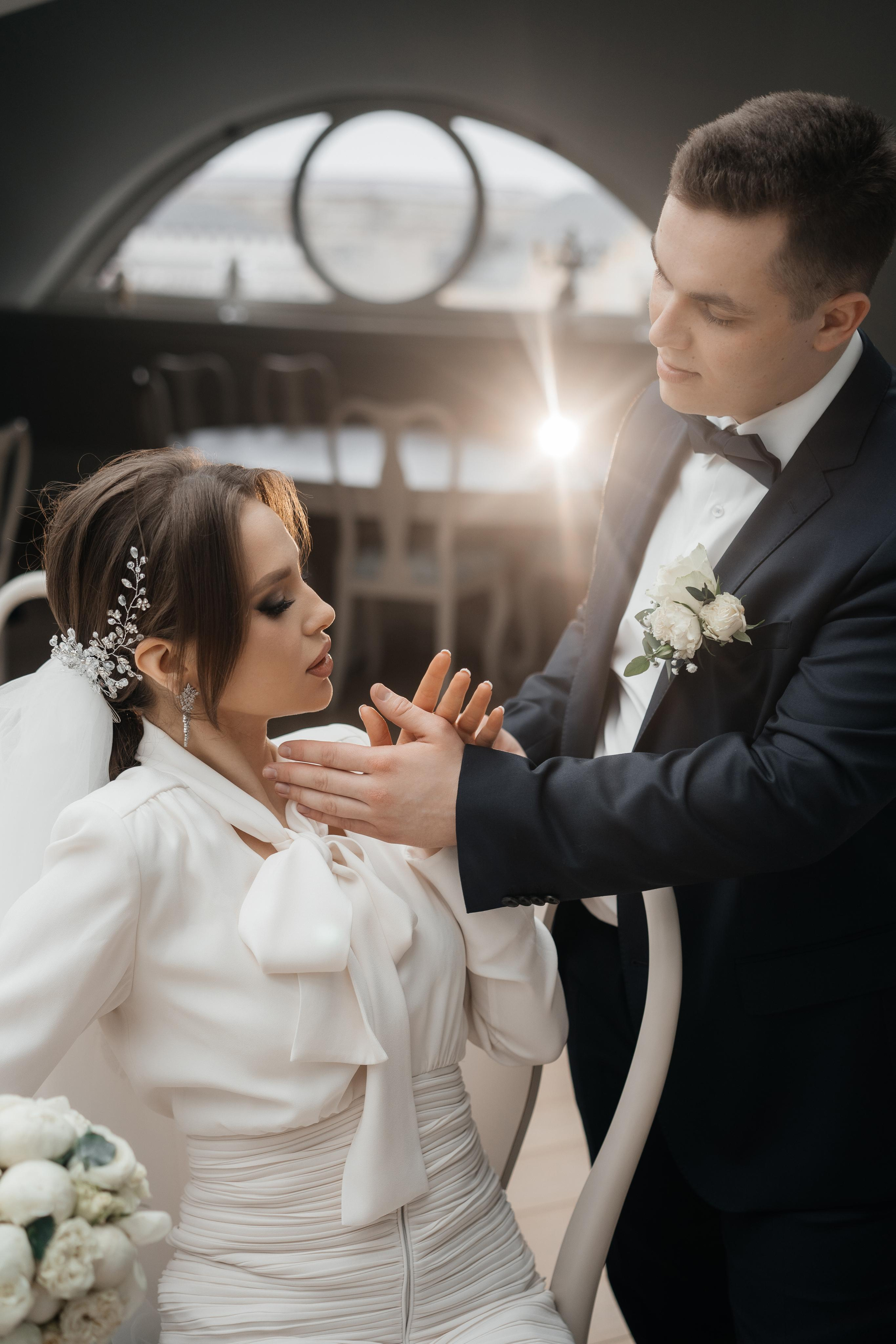 Erika & Aiven. Wedding photographer in Marbella, Estepona, Malaga, Gibraltar, Cadiz — Valentina Abrazey
