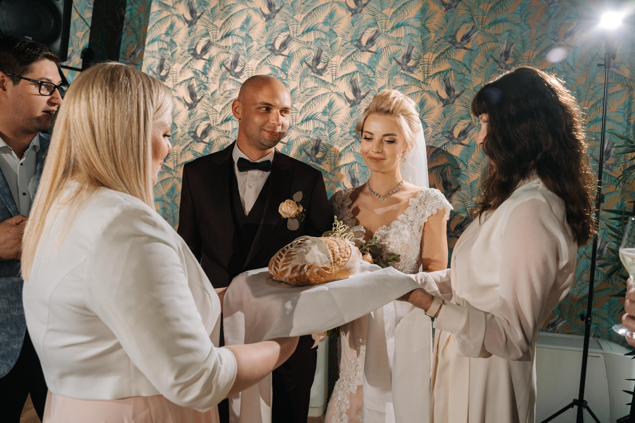 Valeria & Alex. Wedding photographer in Marbella, Estepona, Malaga, Gibraltar, Cadiz — Valentina Abrazey