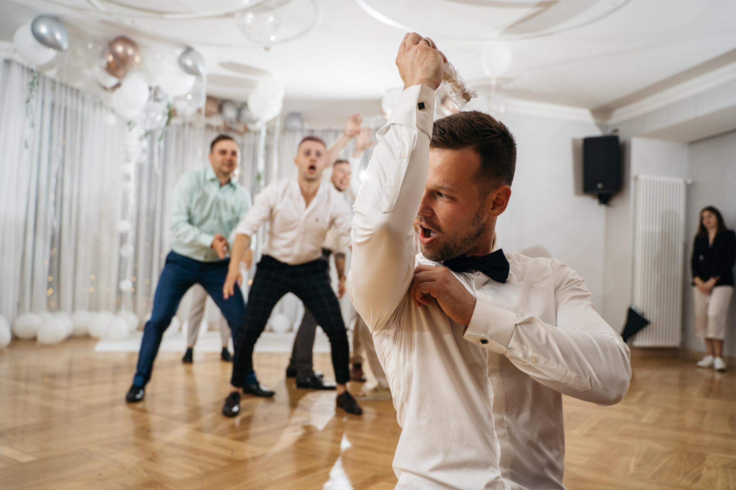 Alina & Rostislav. Wedding photographer in Marbella, Estepona, Malaga, Gibraltar, Cadiz — Valentina Abrazey