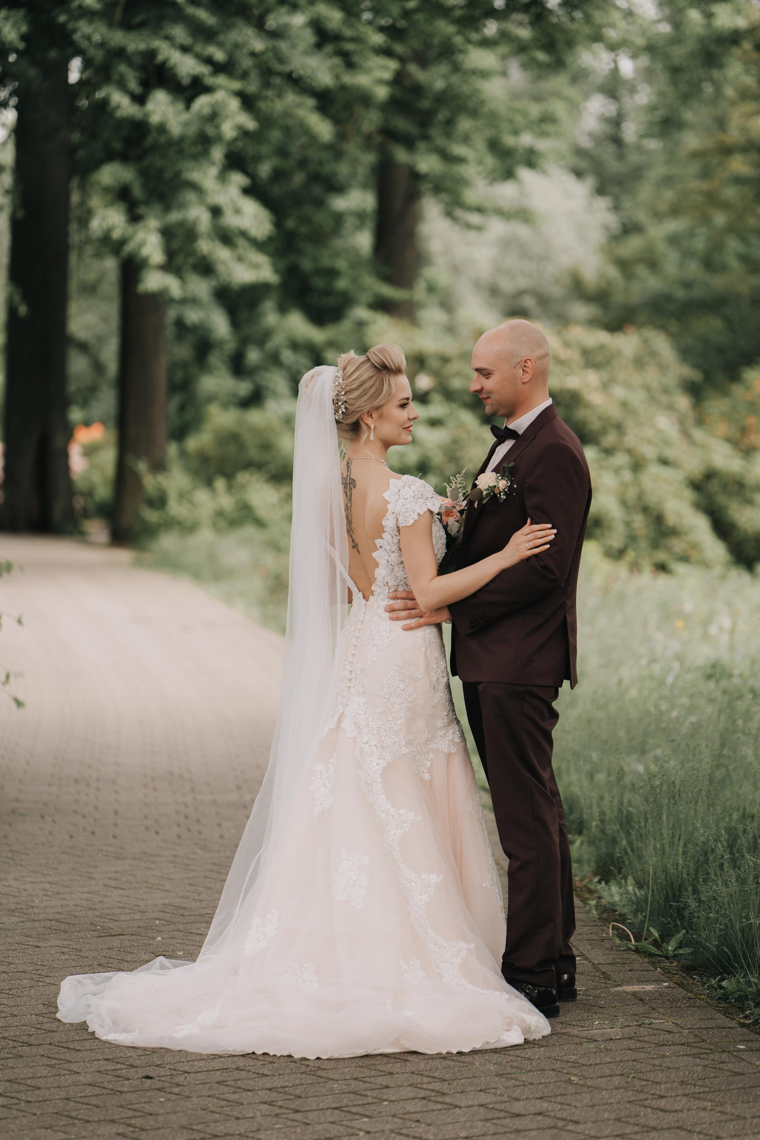 Valeria & Alex. Wedding photographer in Marbella, Estepona, Malaga, Gibraltar, Cadiz — Valentina Abrazey