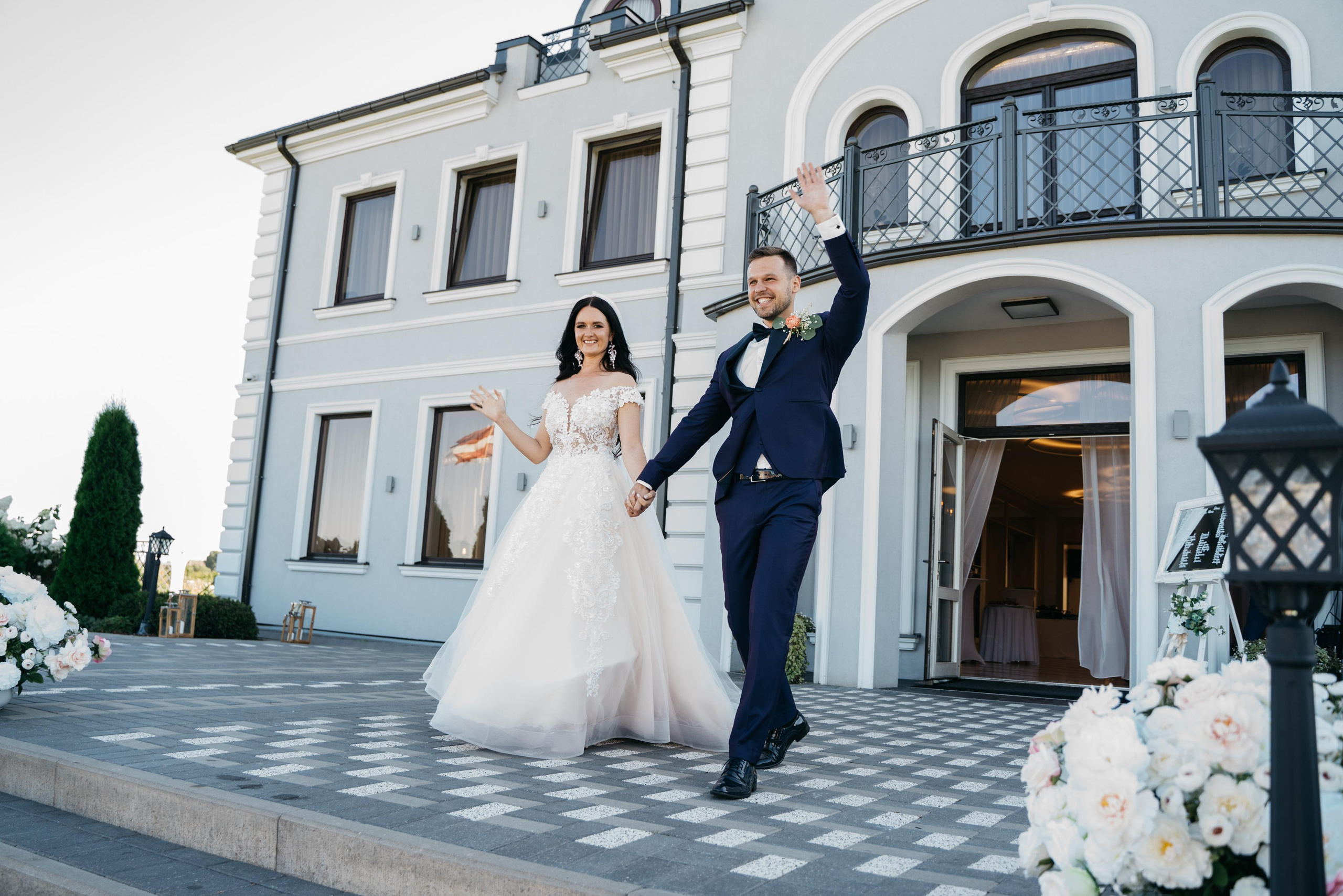 Alina & Rostislav. Wedding photographer in Marbella, Estepona, Malaga, Gibraltar, Cadiz — Valentina Abrazey