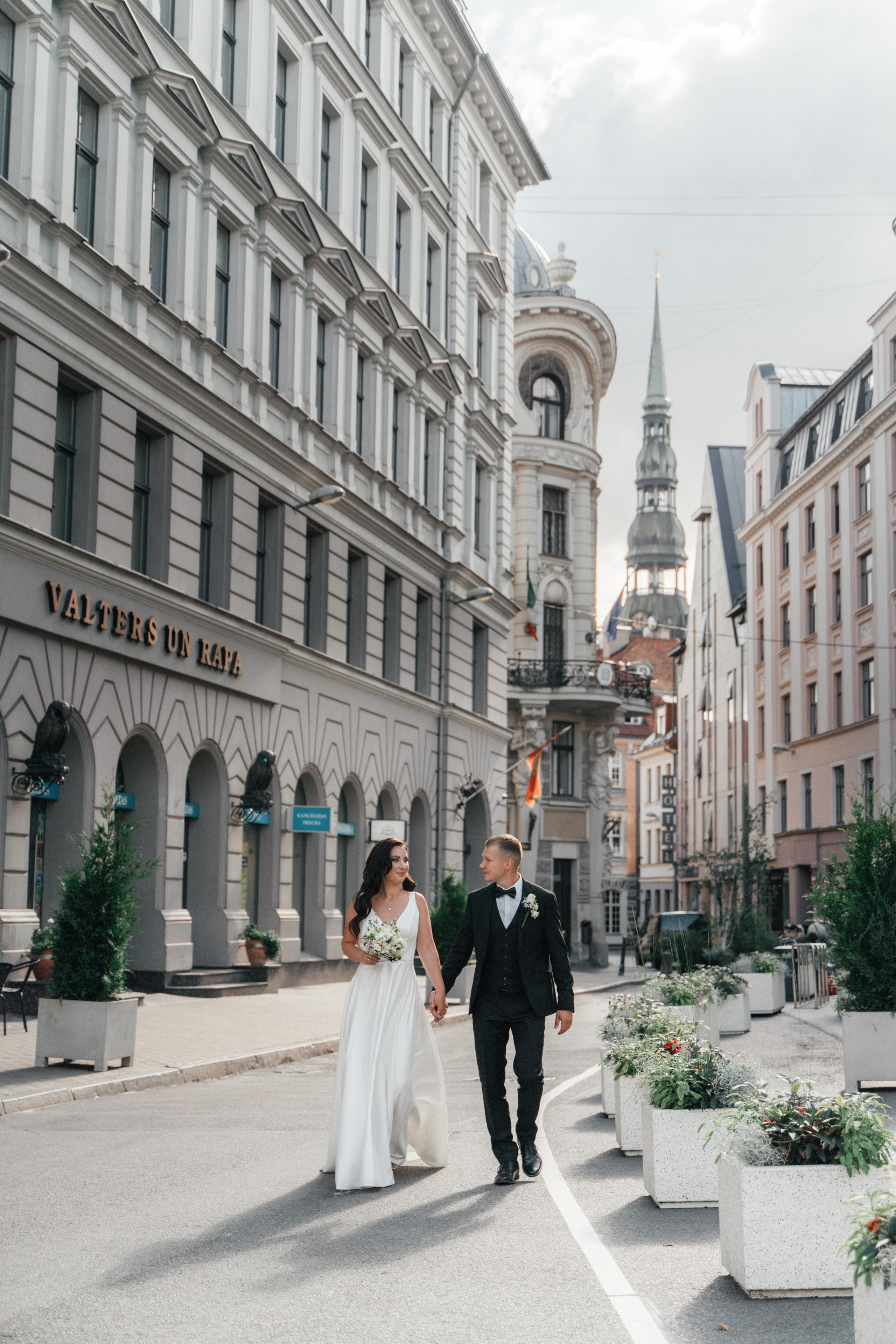 Olga & Oleg. Wedding photographer in Marbella, Estepona, Malaga, Gibraltar, Cadiz — Valentina Abrazey