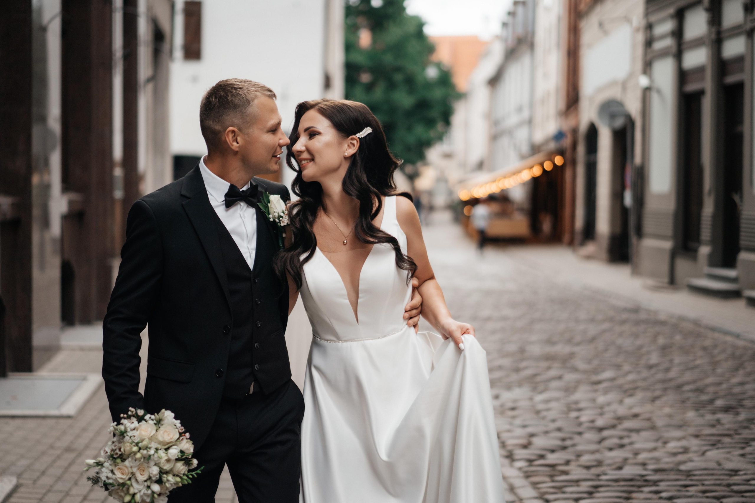 Olga & Oleg. Wedding photographer in Marbella, Estepona, Malaga, Gibraltar, Cadiz — Valentina Abrazey