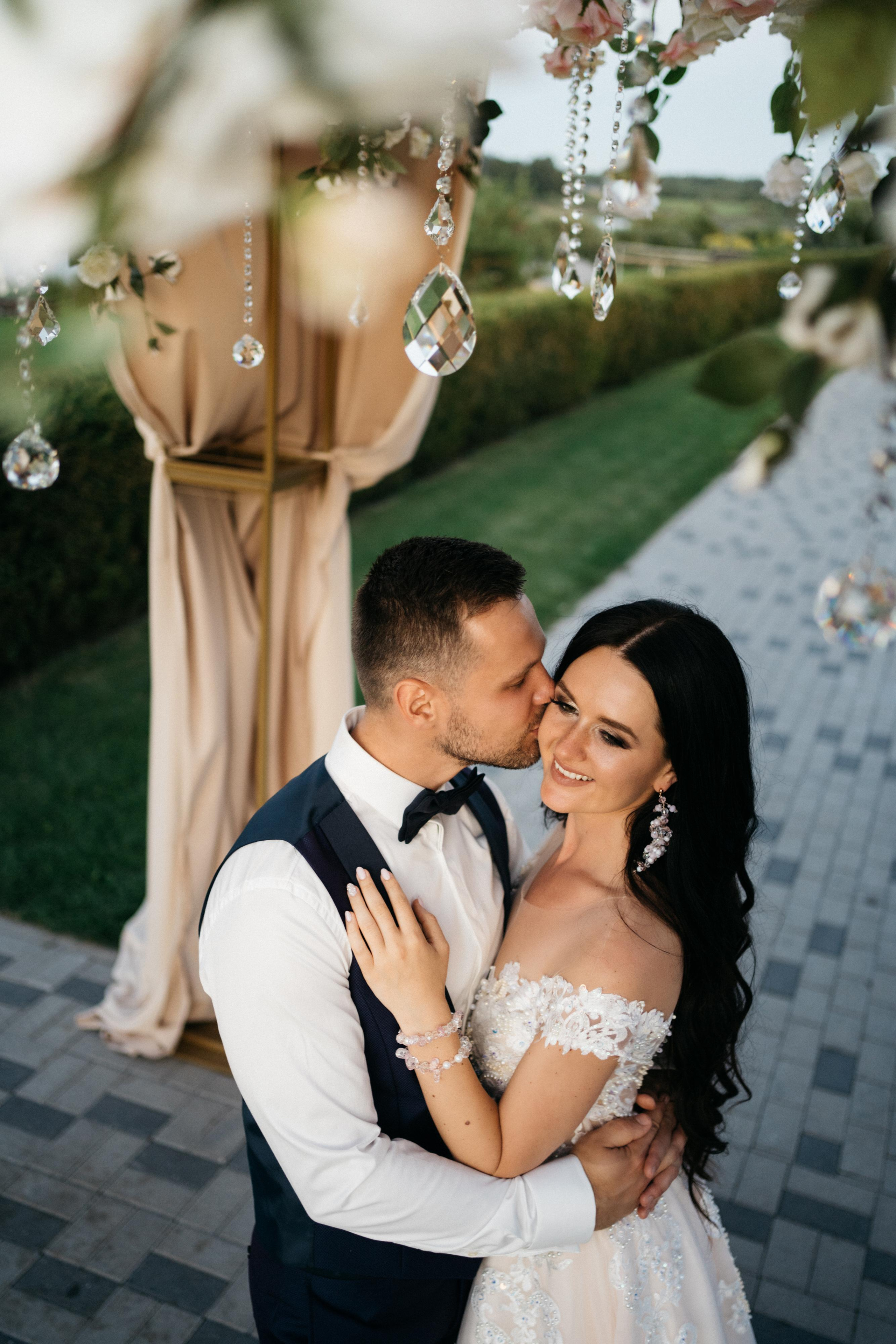 Alina & Rostislav. Wedding photographer in Marbella, Estepona, Malaga, Gibraltar, Cadiz — Valentina Abrazey