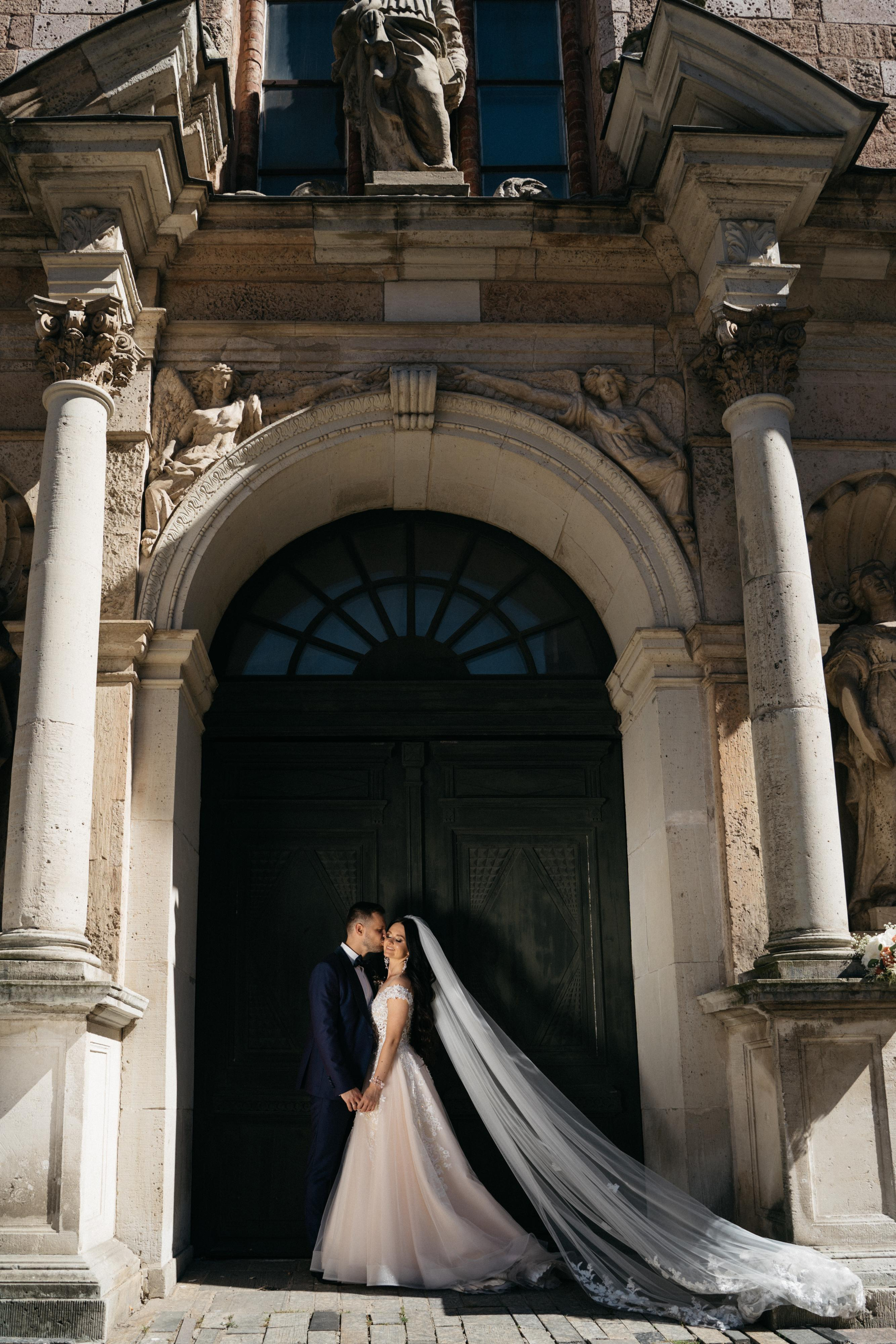 Alina & Rostislav. Wedding photographer in Marbella, Estepona, Malaga, Gibraltar, Cadiz — Valentina Abrazey