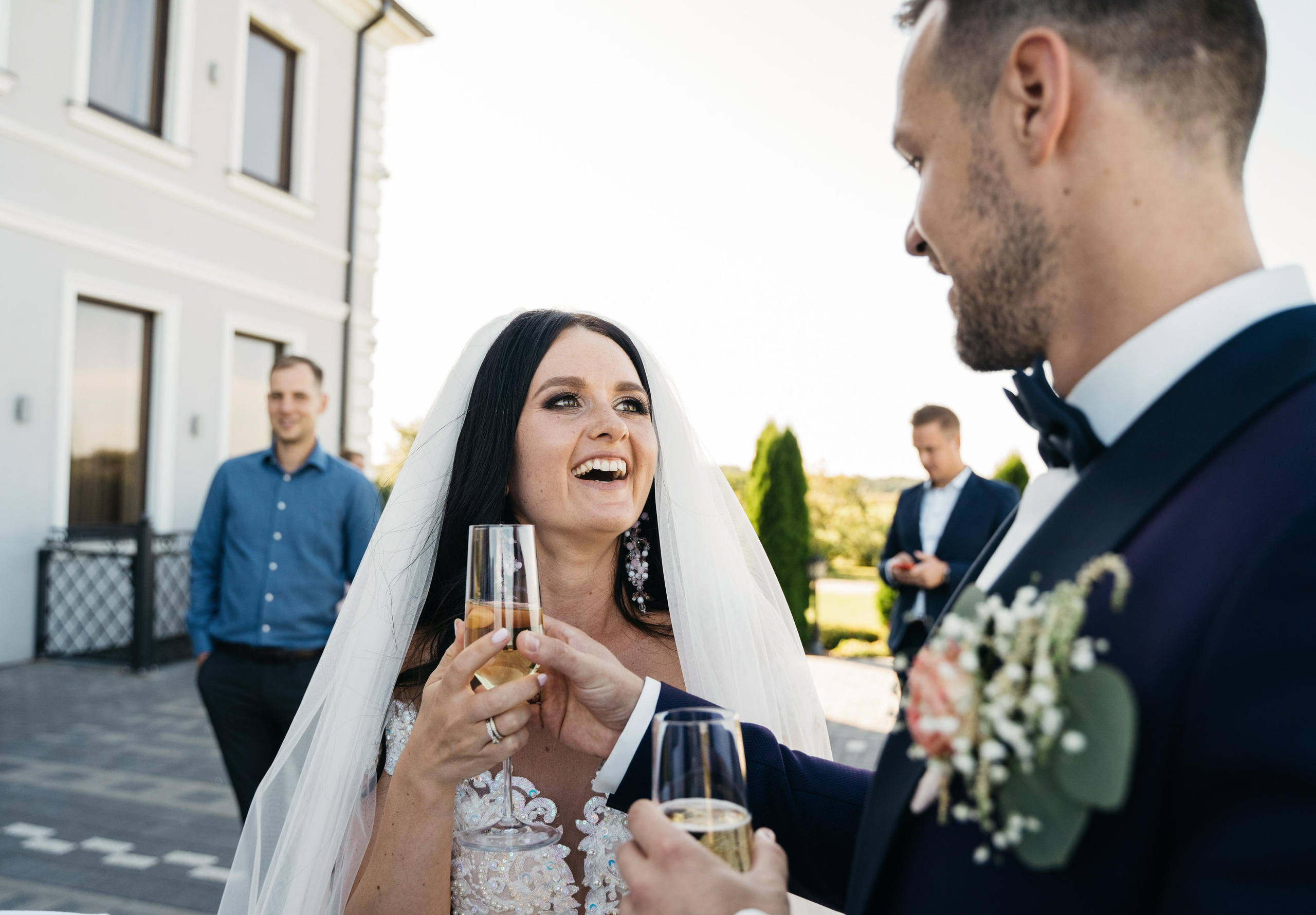 Alina & Rostislav. Wedding photographer in Marbella, Estepona, Malaga, Gibraltar, Cadiz — Valentina Abrazey