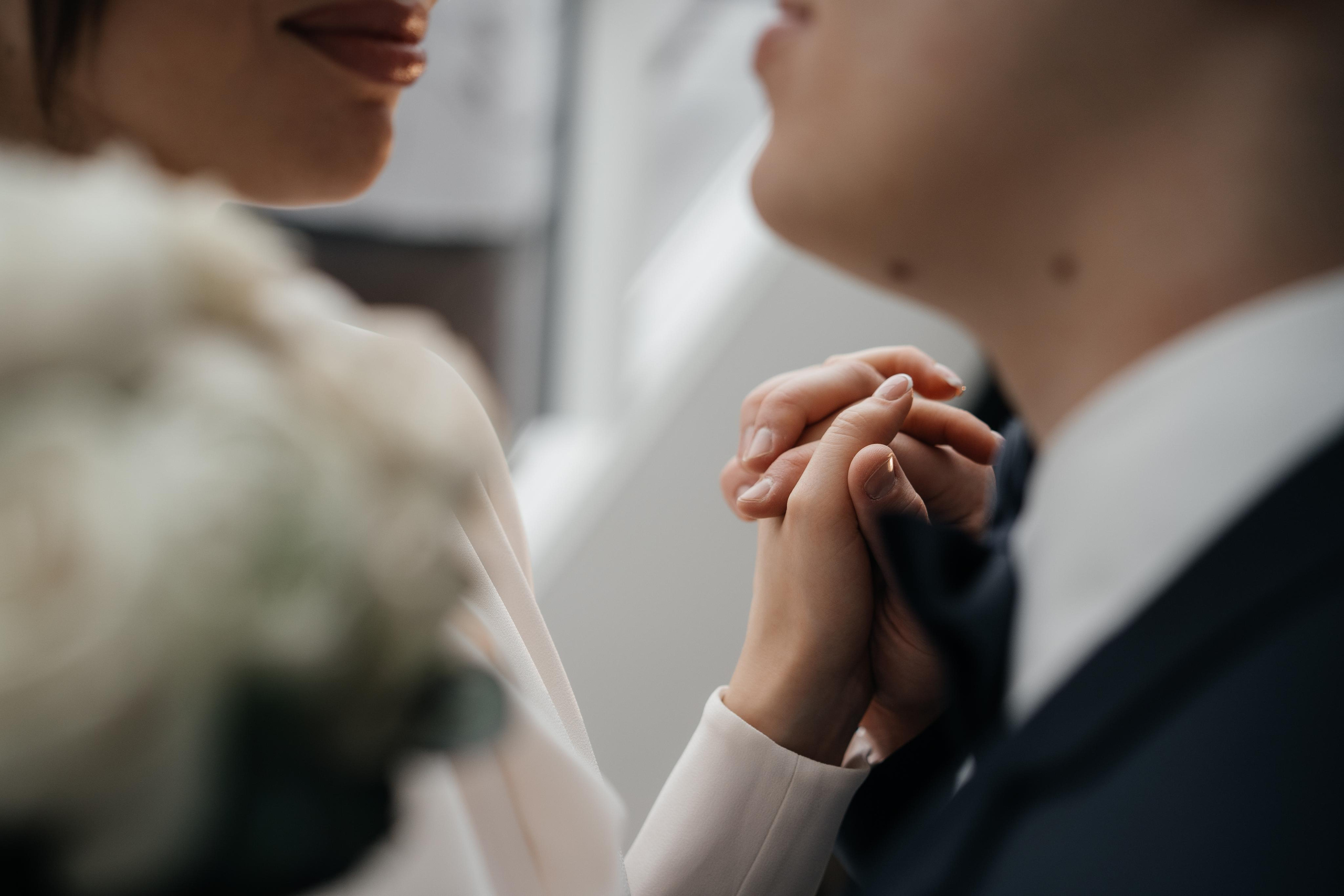 Erika & Aiven. Wedding photographer in Marbella, Estepona, Malaga, Gibraltar, Cadiz — Valentina Abrazey