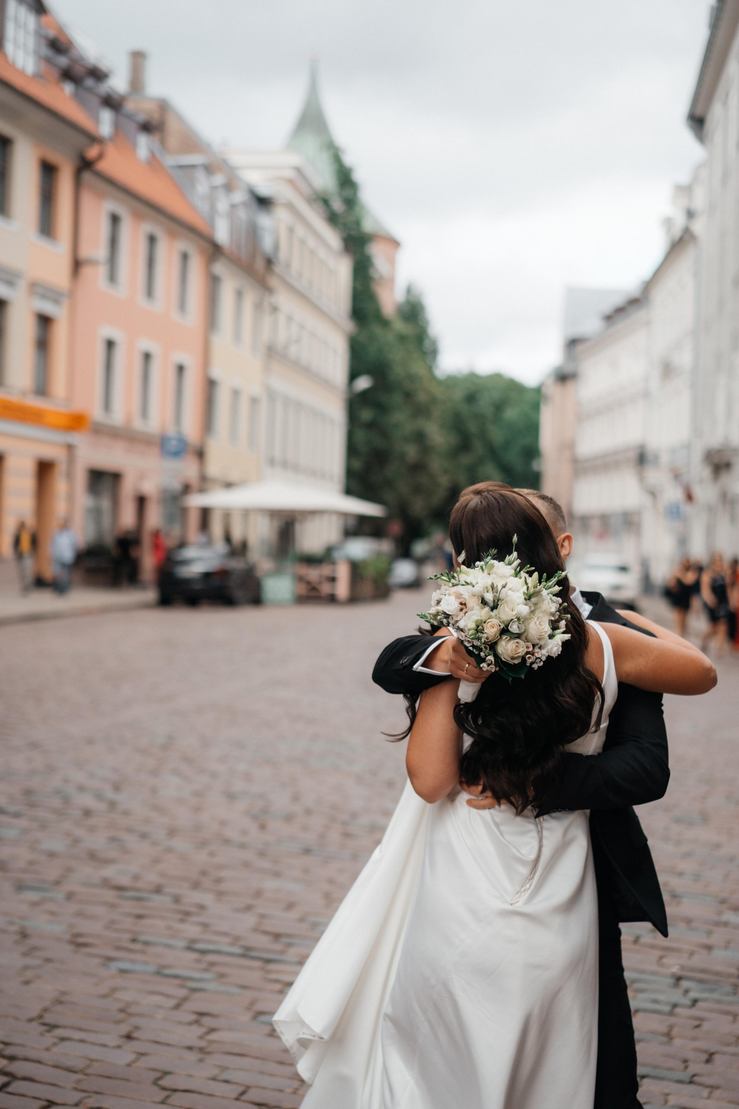 Olga & Oleg. Wedding photographer in Marbella, Estepona, Malaga, Gibraltar, Cadiz — Valentina Abrazey