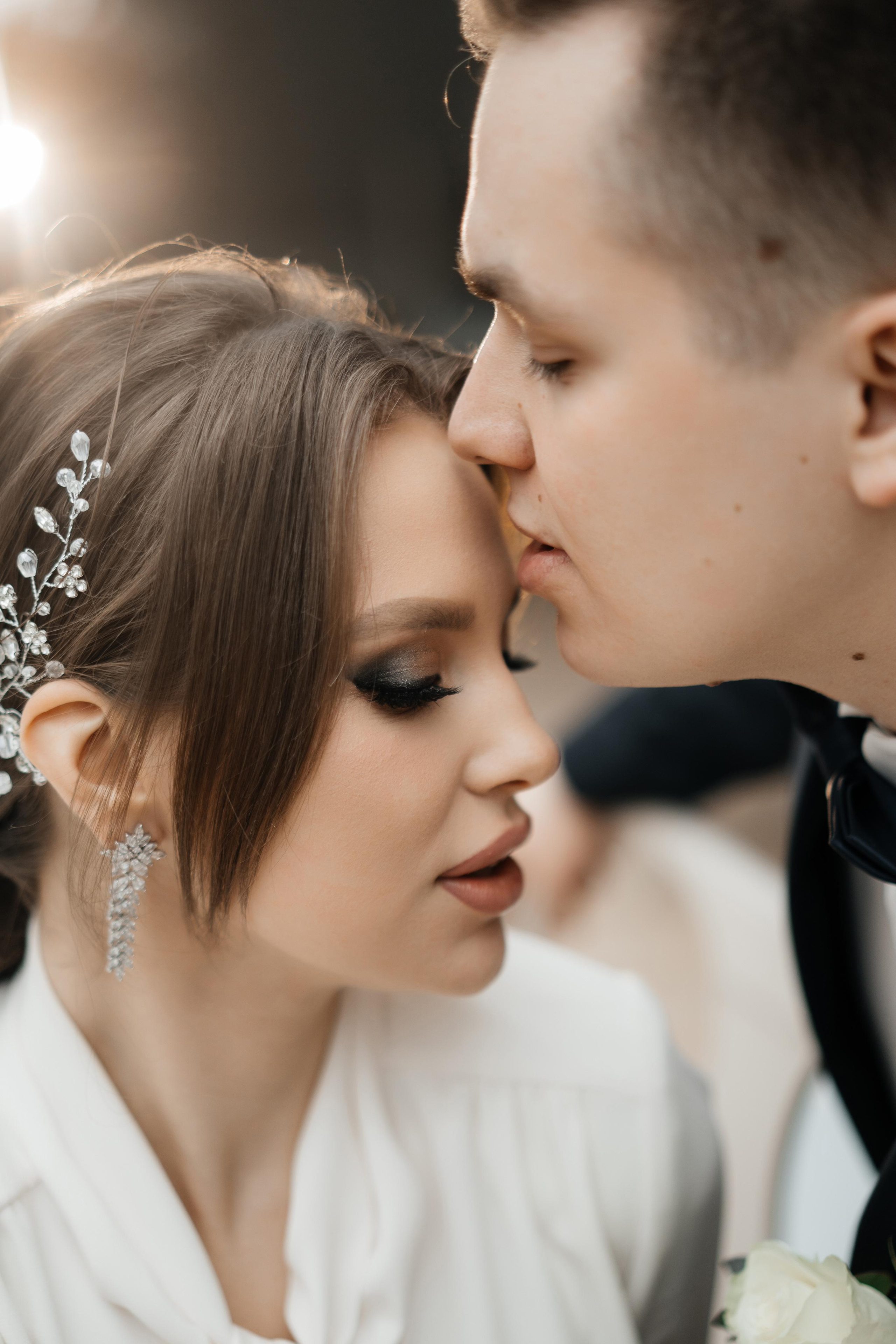 Erika & Aiven. Wedding photographer in Marbella, Estepona, Malaga, Gibraltar, Cadiz — Valentina Abrazey